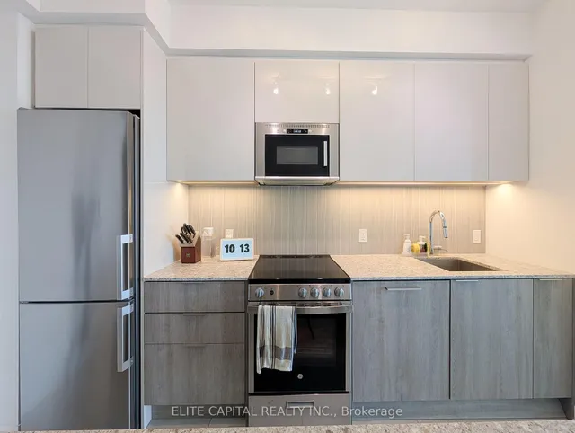 31 Tippett Rd #1010, Toronto 2