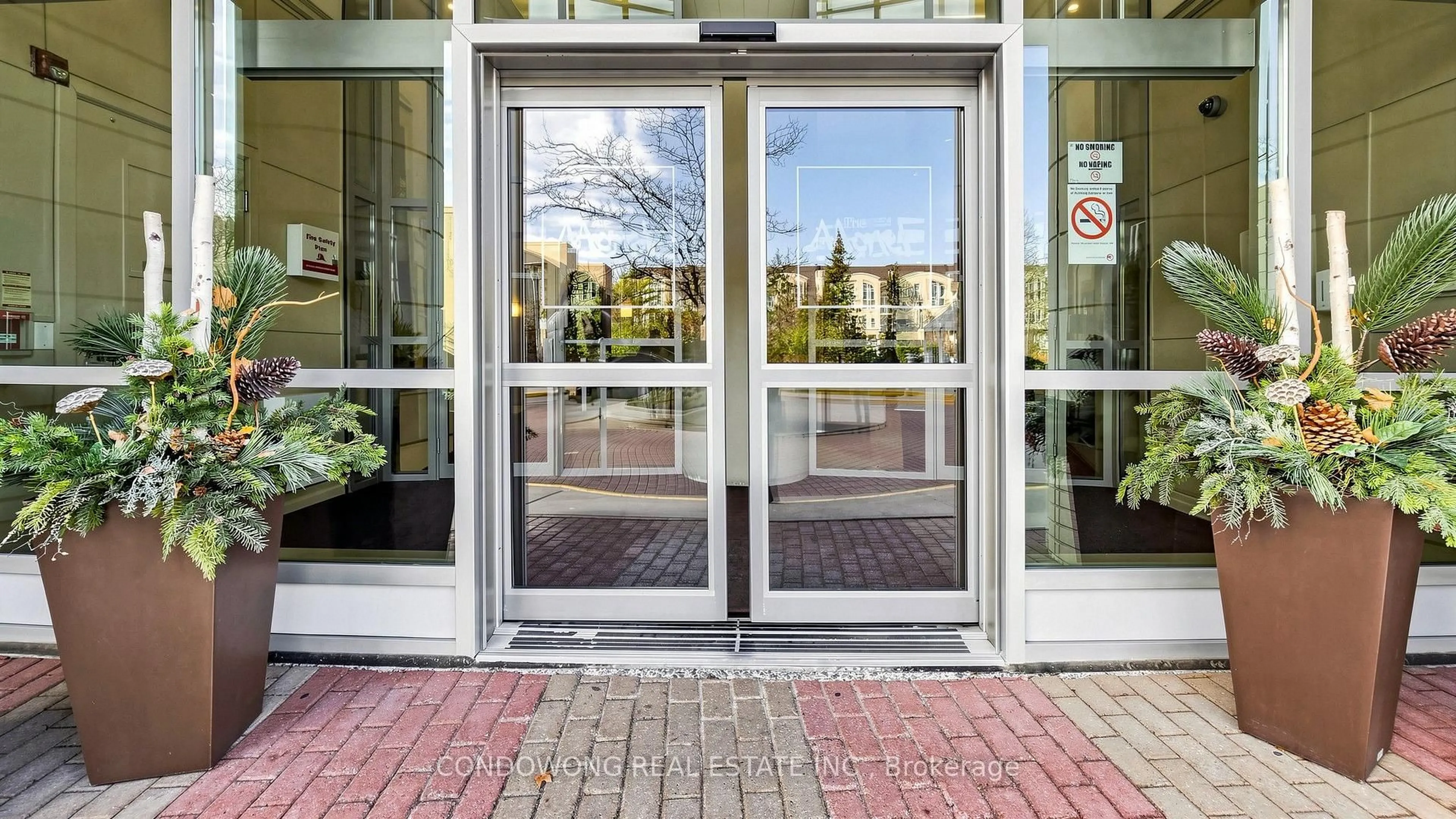 Indoor foyer for 60 Byng Ave #1101, Toronto Ontario M2N 7K3