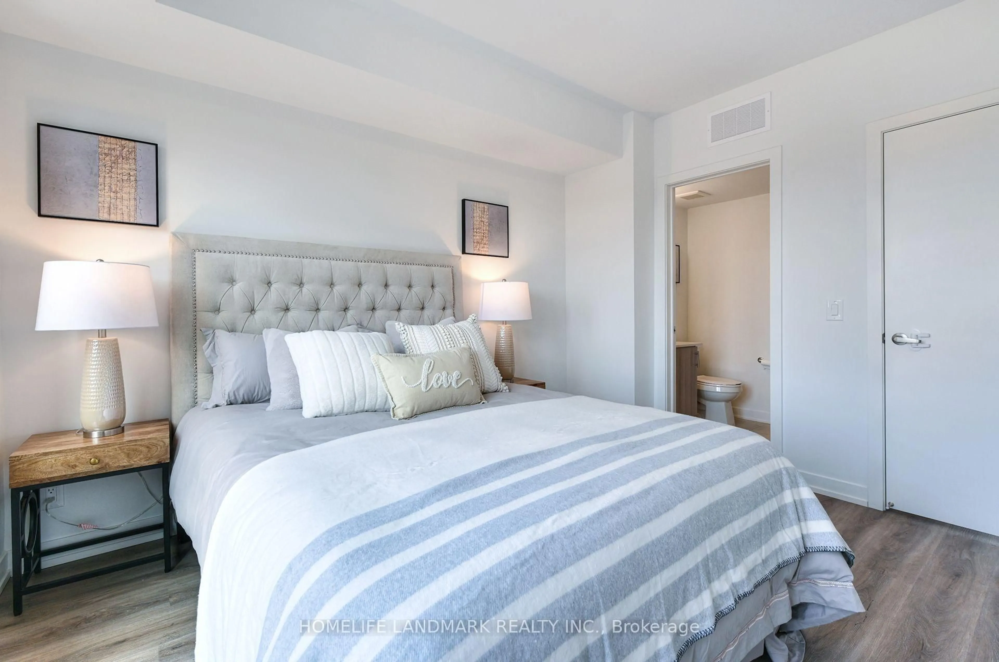 Bedroom with bed, unknown for 30 Case Ootes Dr, Toronto Ontario M4A 1C5