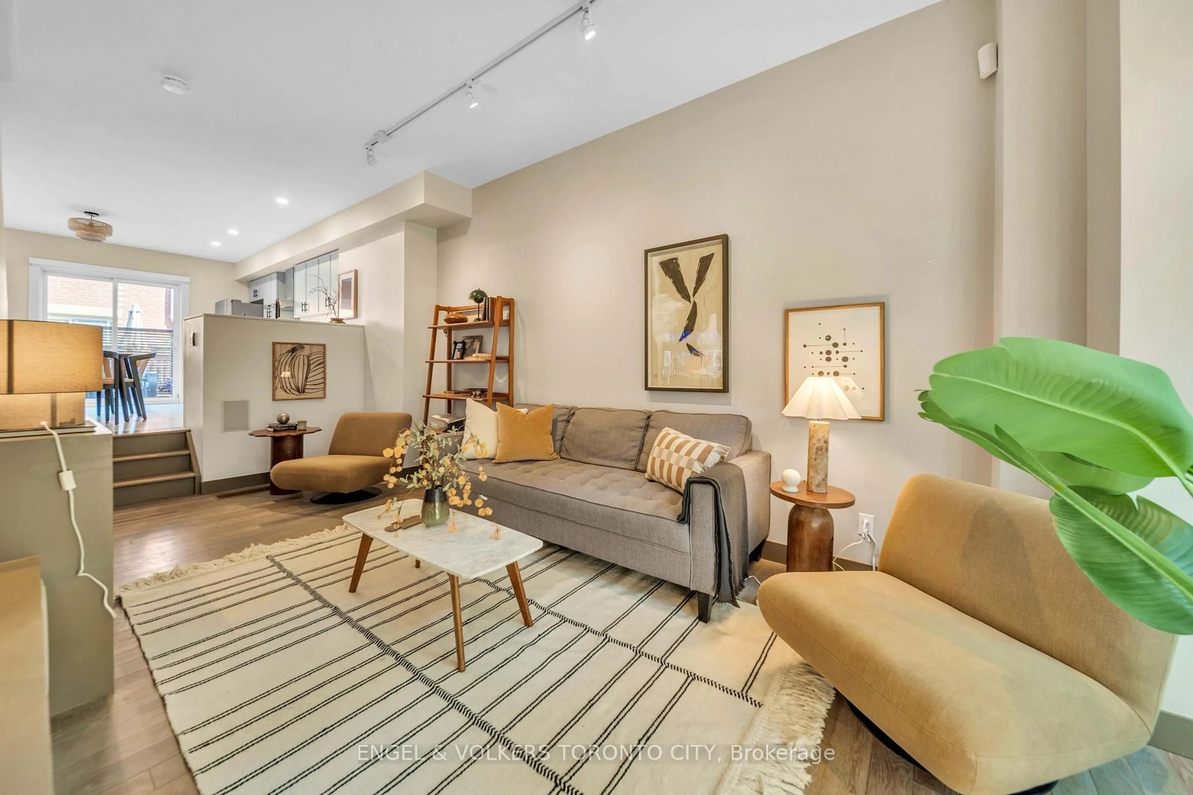 Living room with furniture, unknown for 8 Old Trillium Lane, Toronto Ontario M5A 4T2