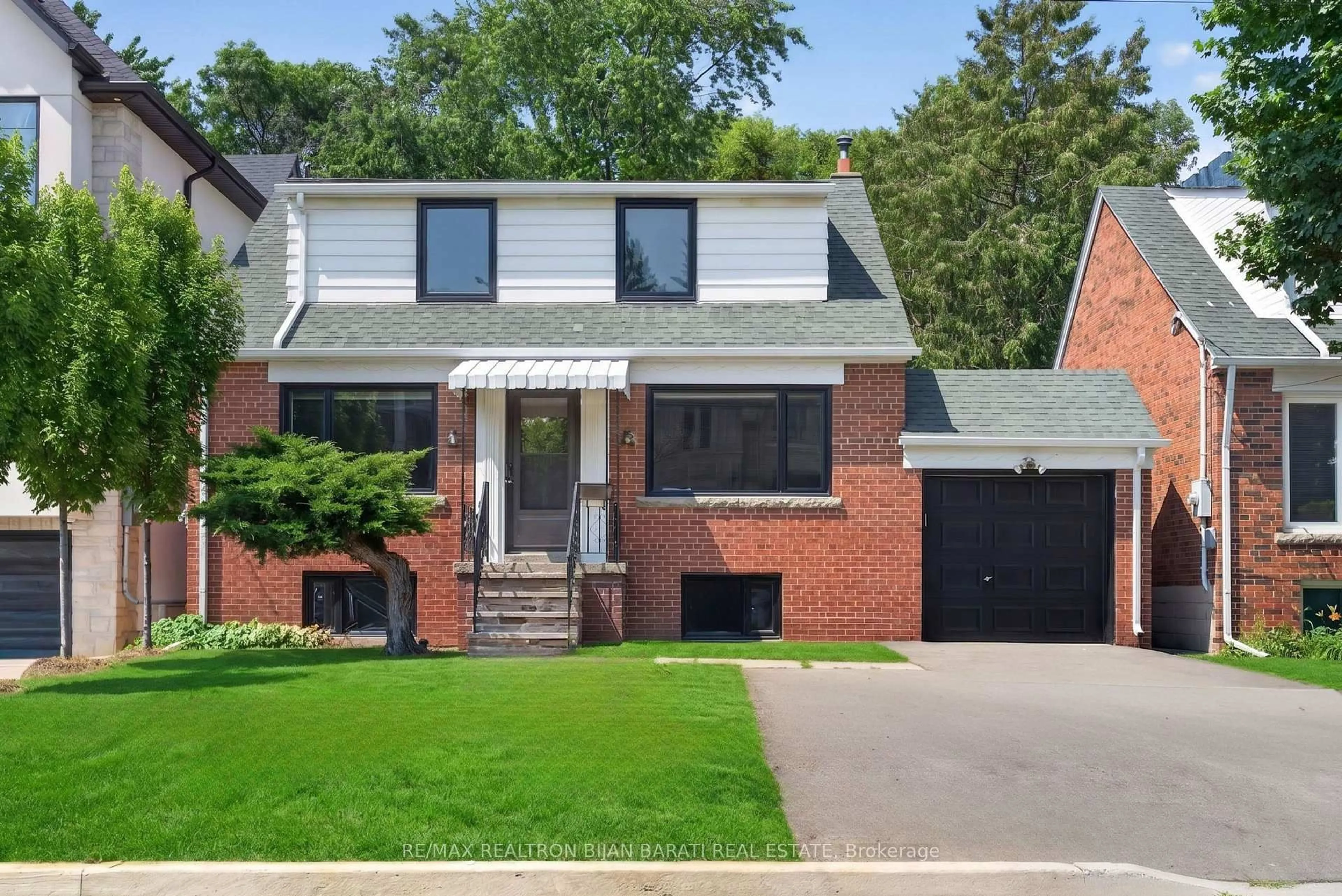 Home with brick exterior material, street for 42 Franklin Ave, Toronto Ontario M2N 1B6