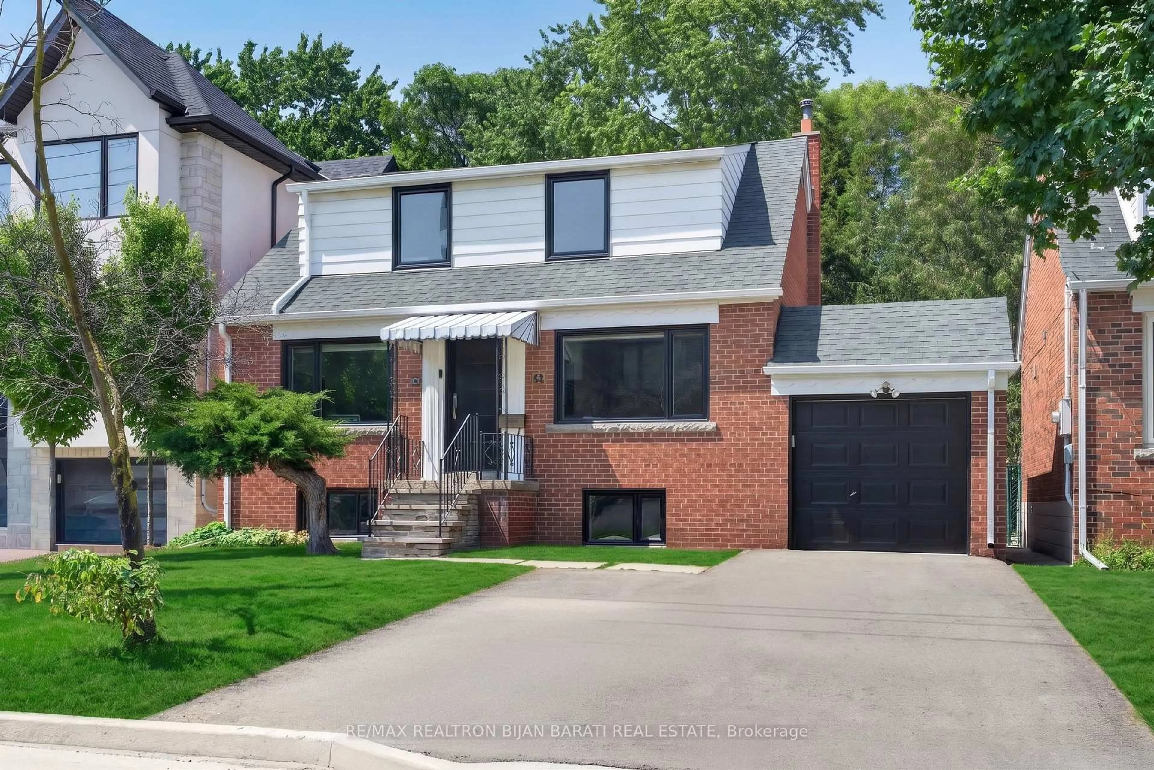 Home with brick exterior material, street for 42 Franklin Ave, Toronto Ontario M2N 1B6