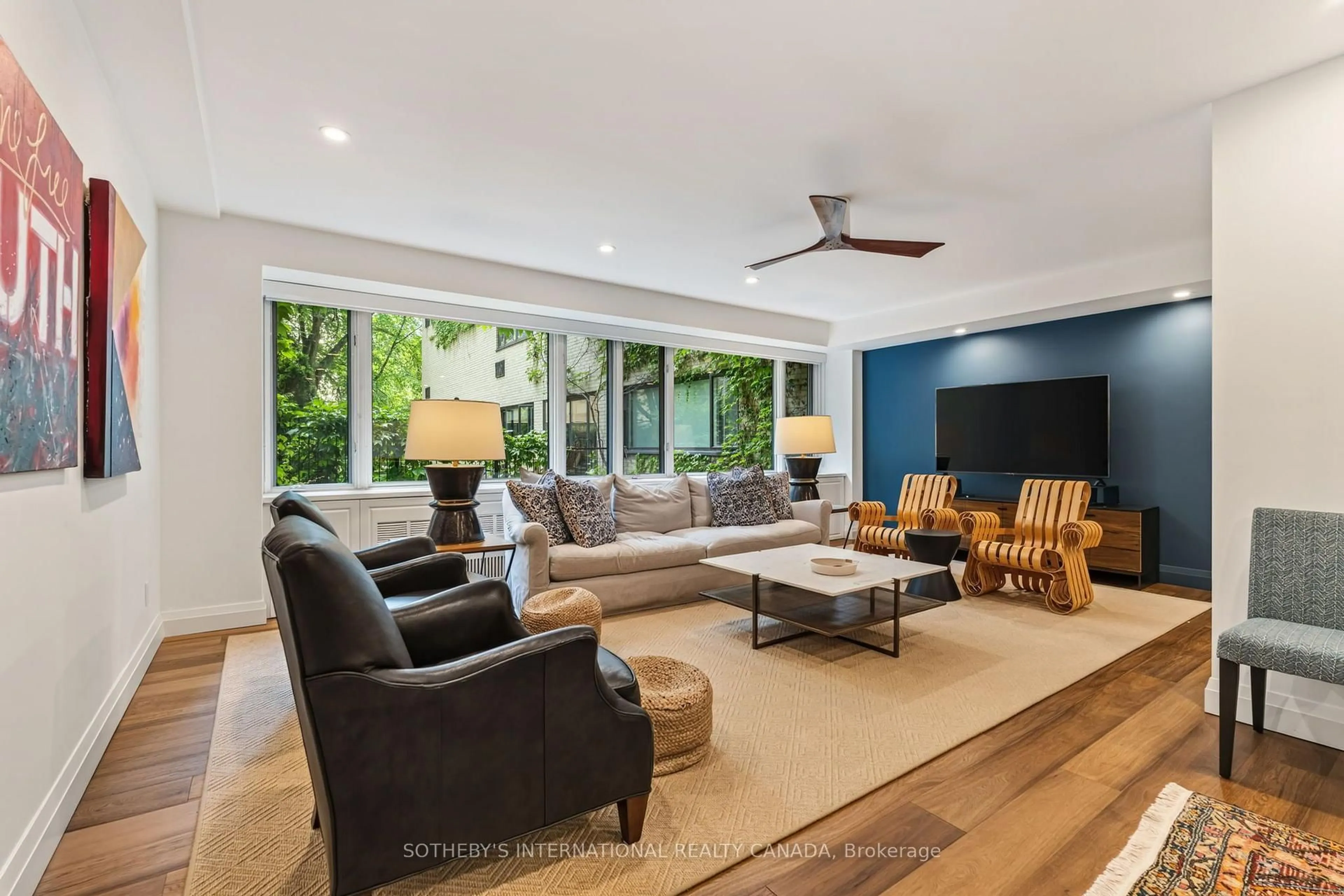 Living room with furniture, unknown for 120 Rosedale Valley Rd #104, Toronto Ontario M4W 1P8