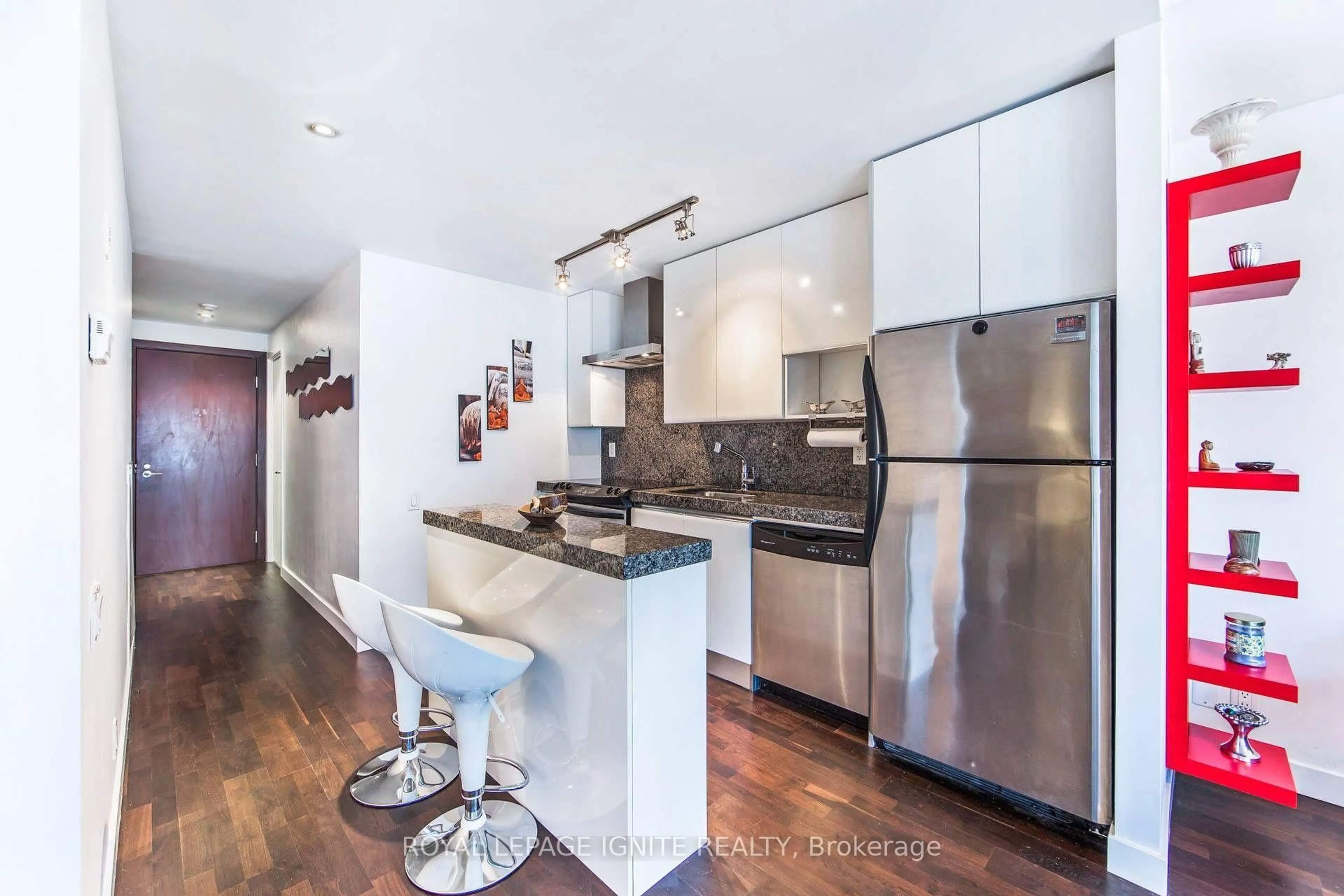 Unknown for 75 Portland St #406, Toronto Ontario M5V 2M9