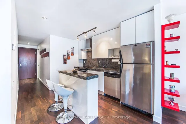 75 Portland St #406, Toronto 3