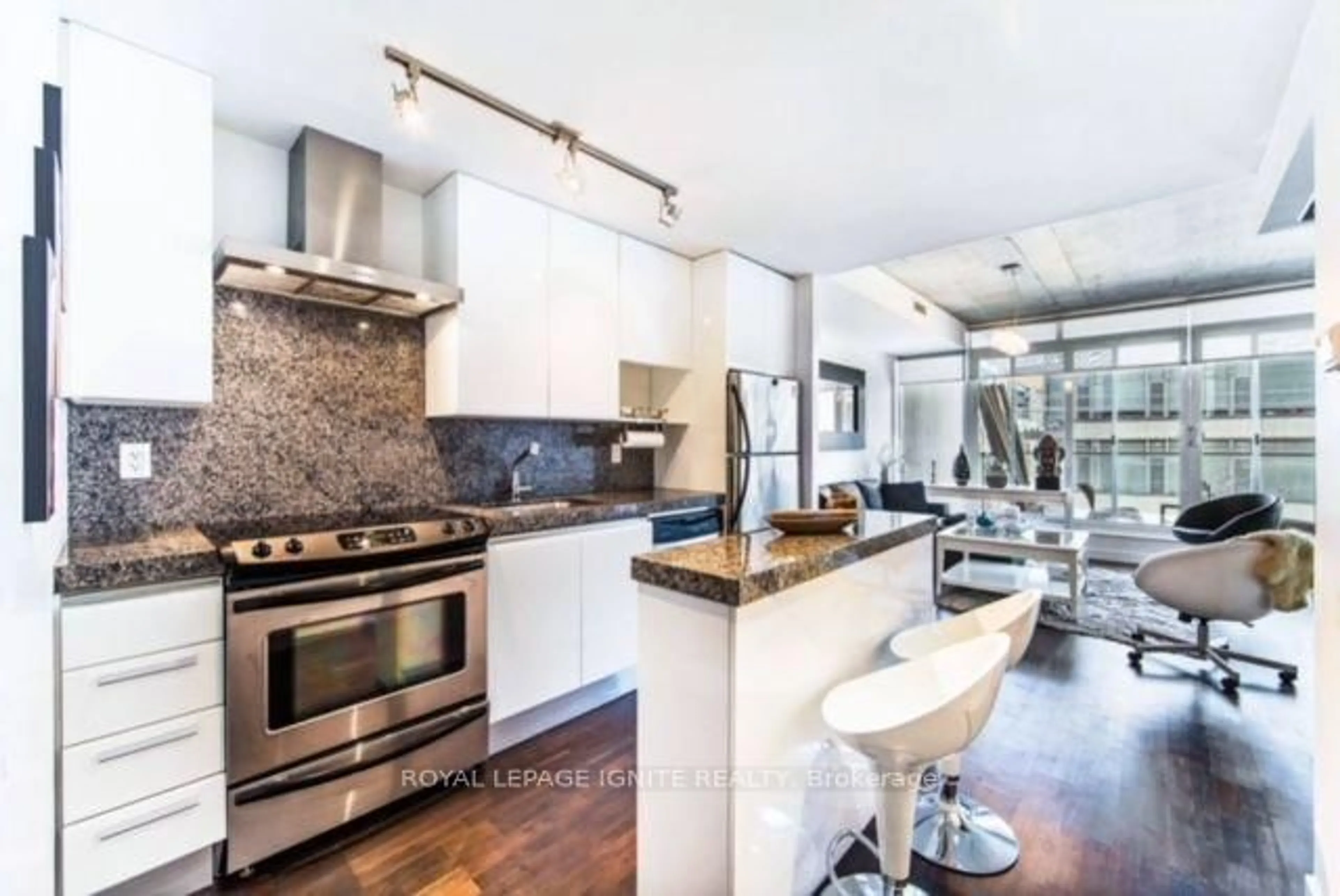 Contemporary kitchen, ceramic/tile floor for 75 Portland St #406, Toronto Ontario M5V 2M9