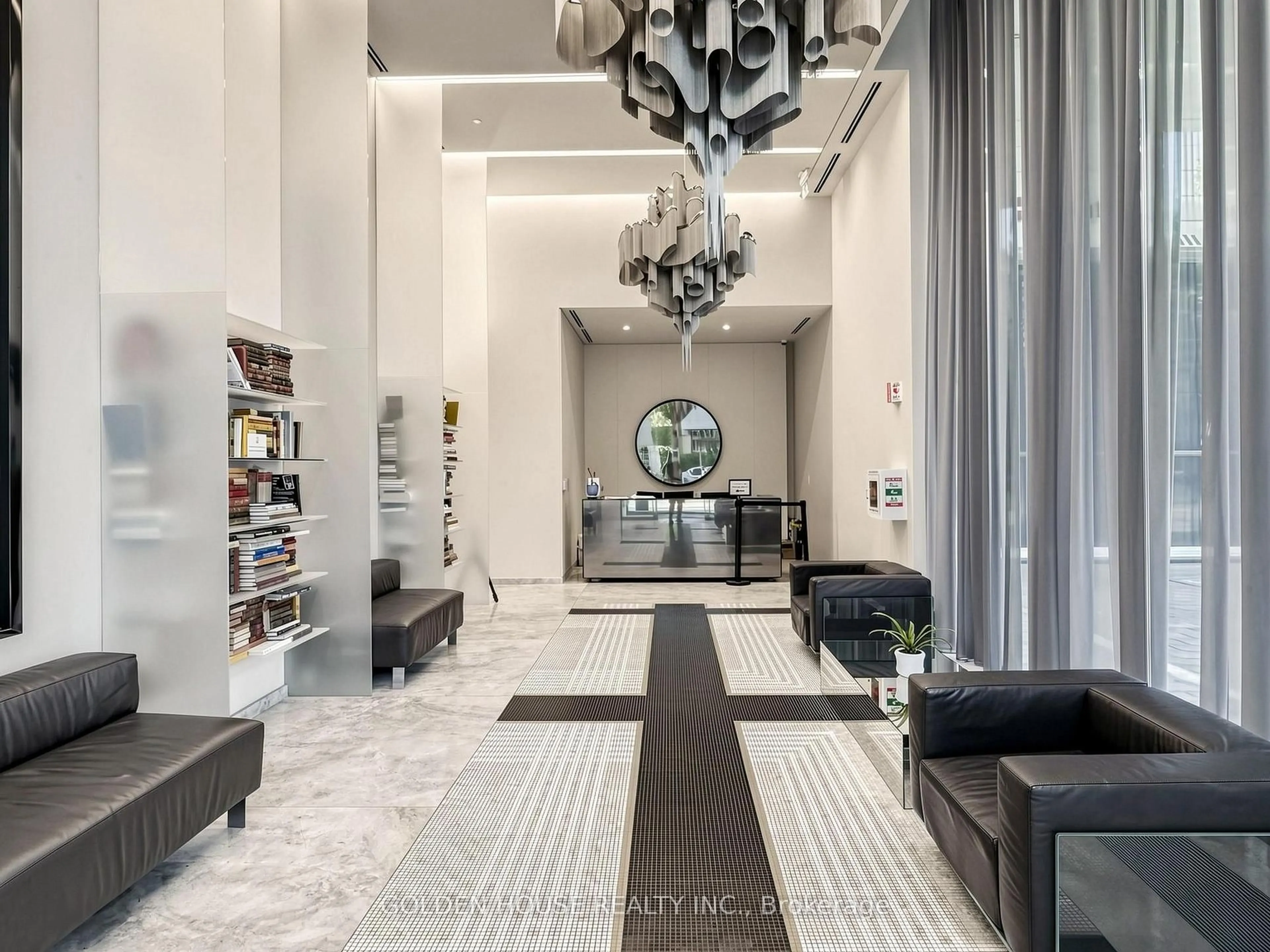 Lobby for 8 Hillsdale Ave #735, Toronto Ontario M4S 0B2