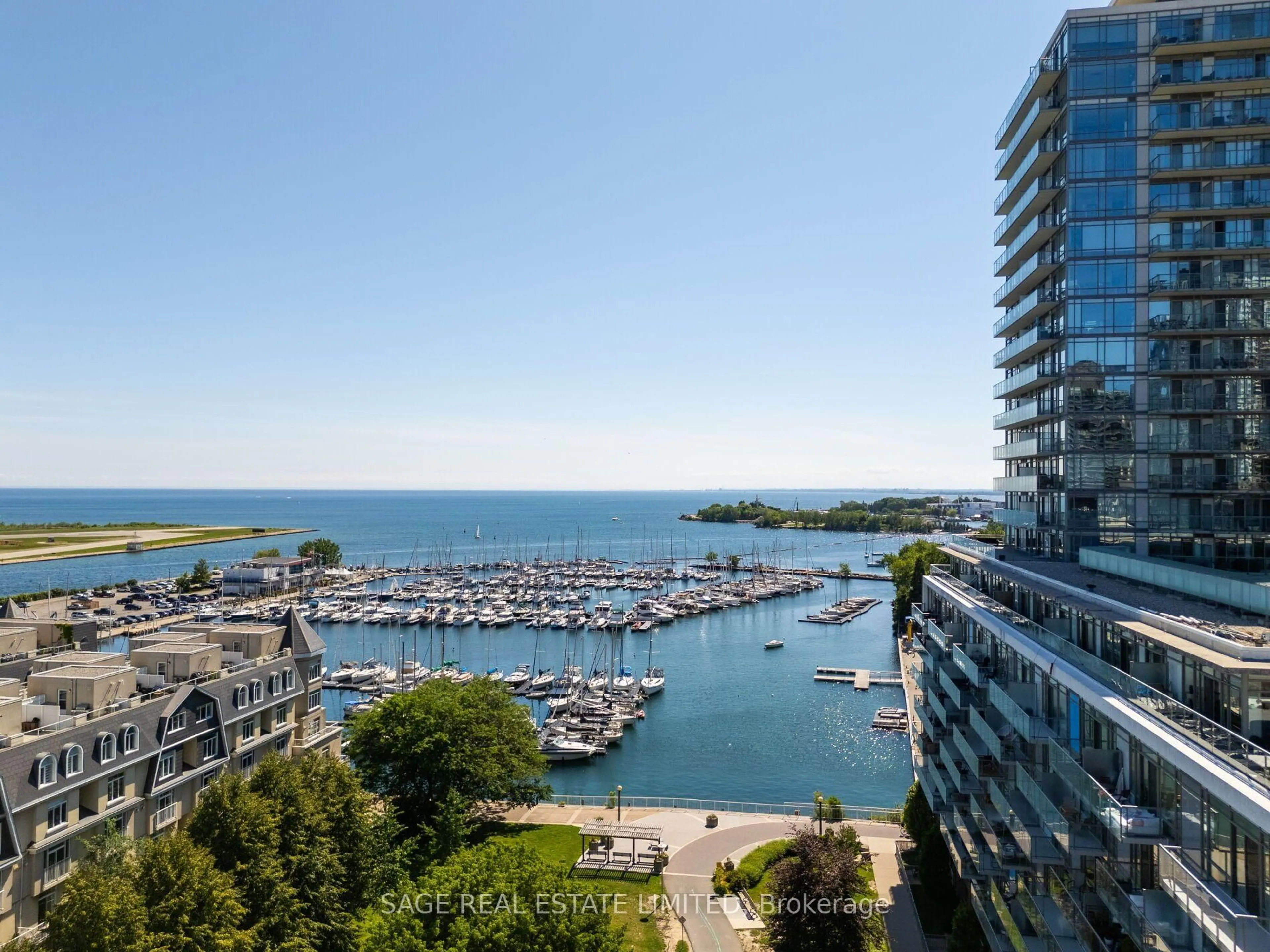Unknown for 90 Stadium Rd #414, Toronto Ontario M5V 3W5