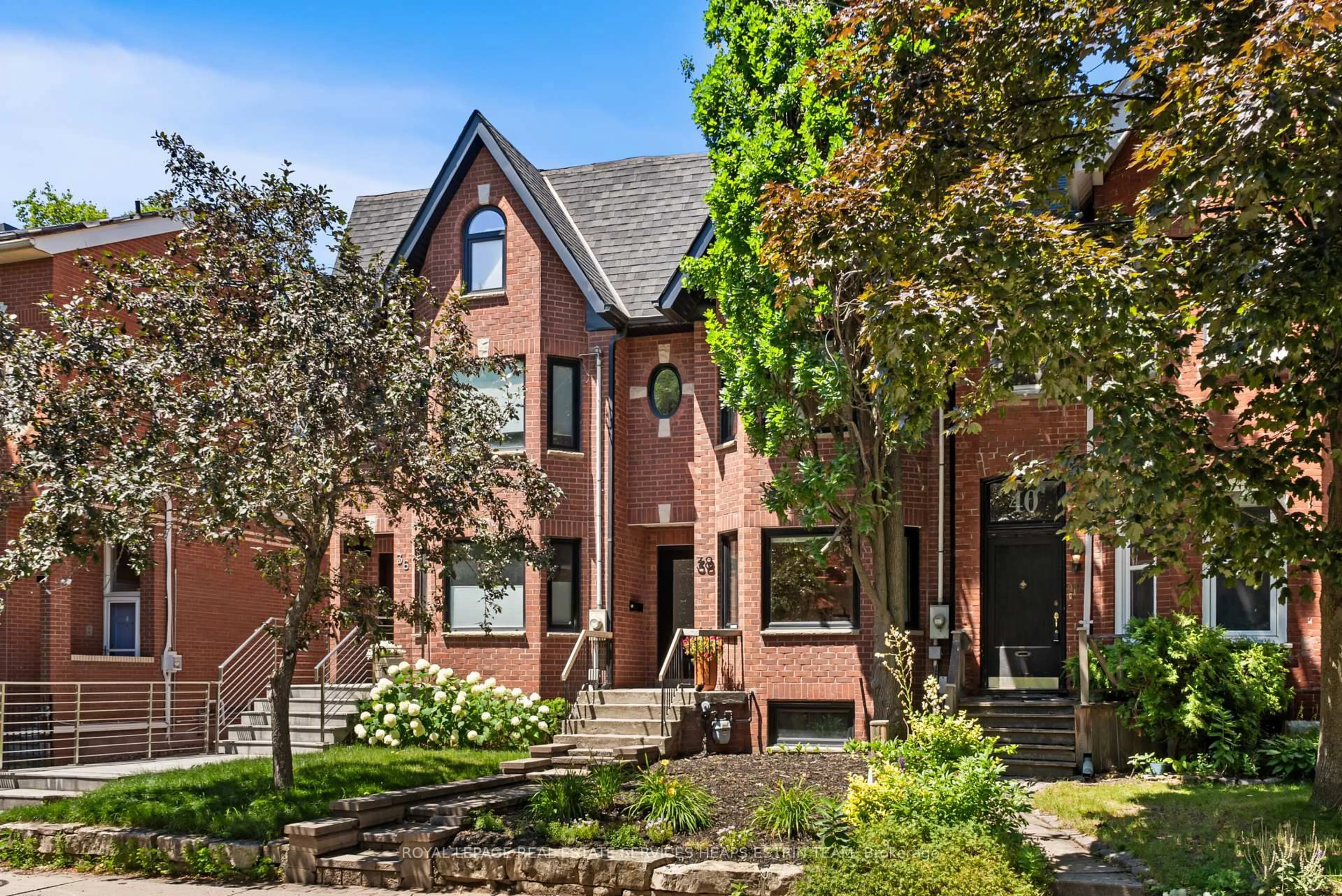 Home with brick exterior material, street for 38 Shaftesbury Ave, Toronto Ontario M4T 1A2