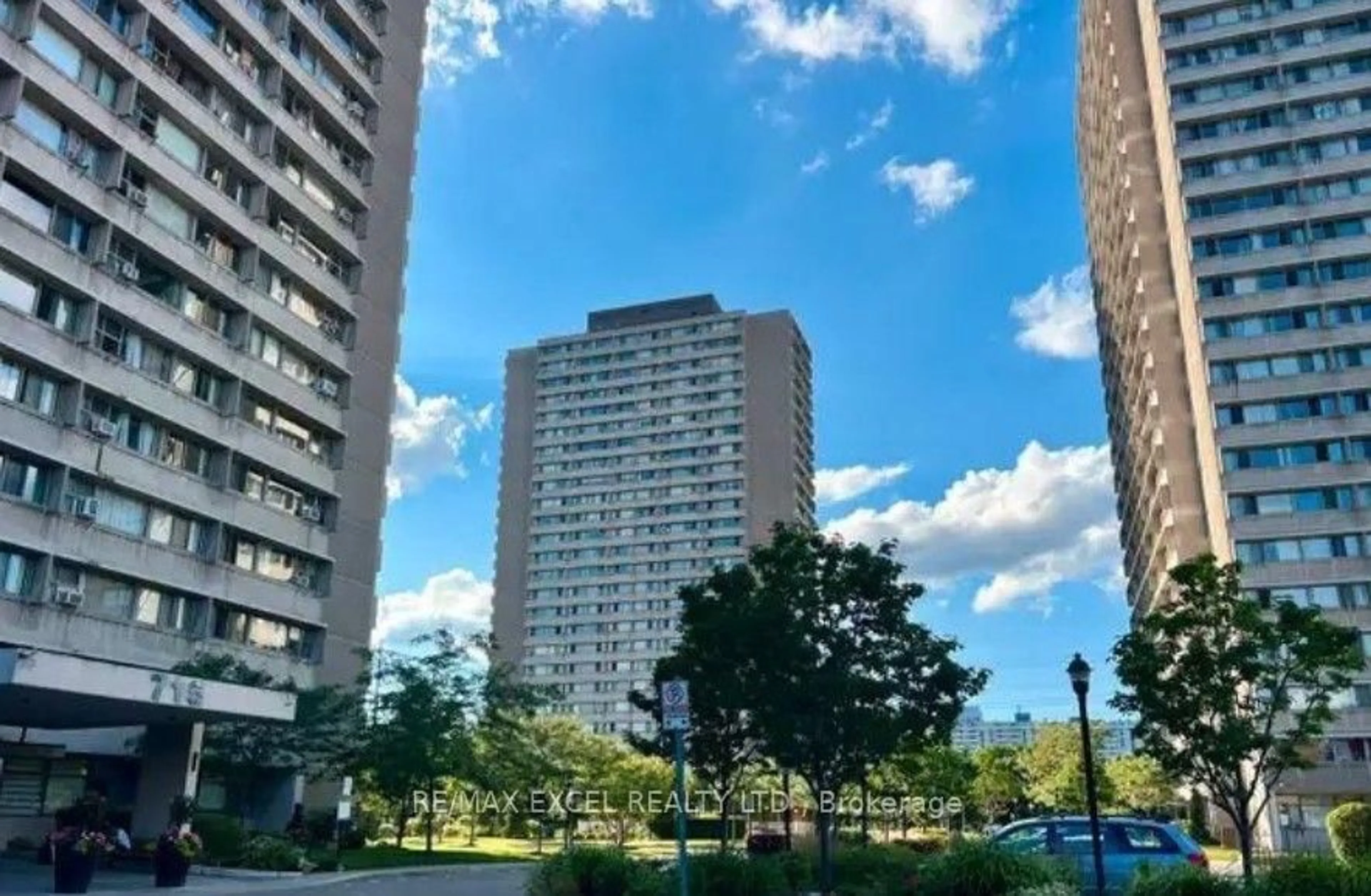 Unknown for 715 Don Mills Rd #604, Toronto Ontario M3C 1S5