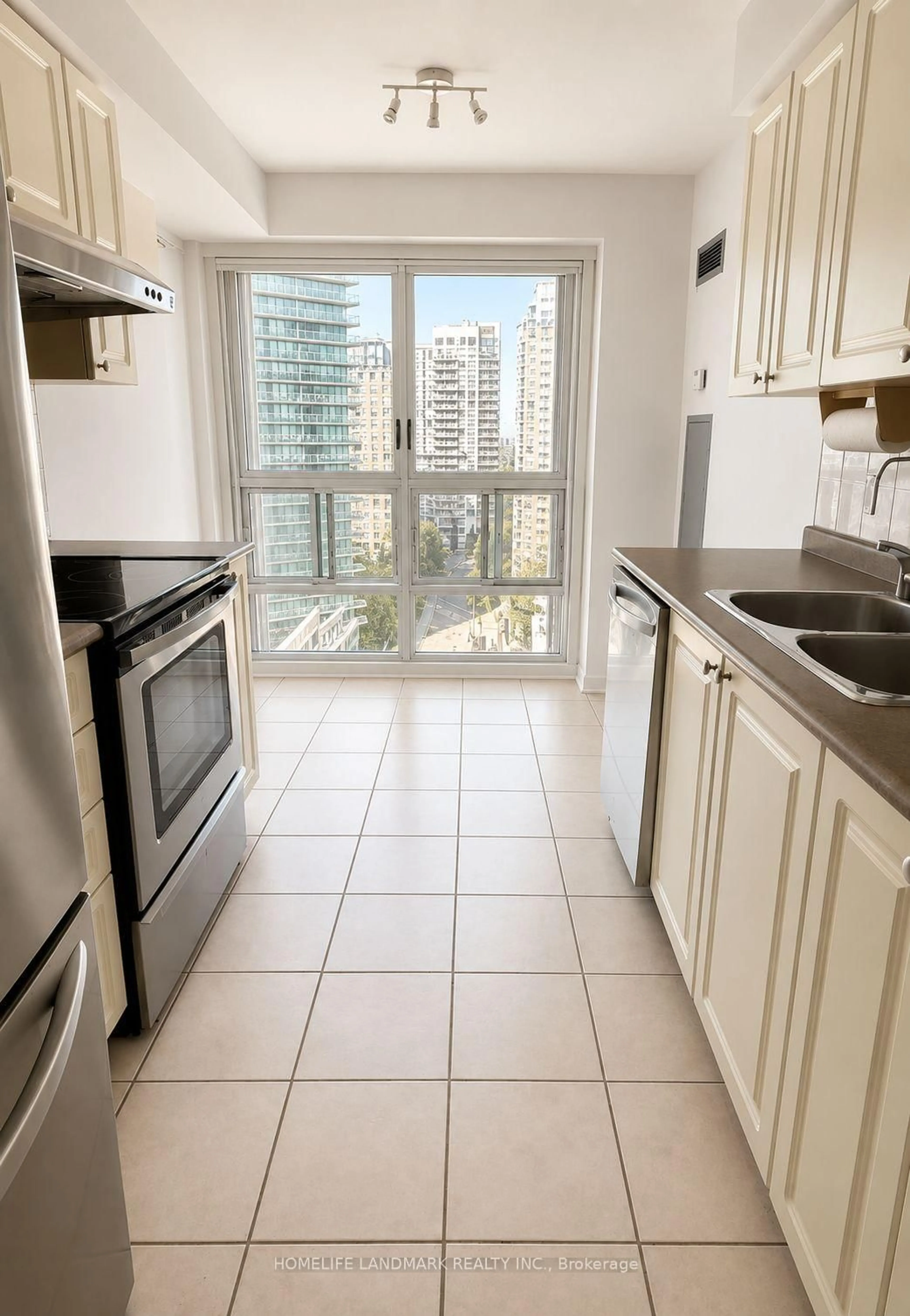 Standard kitchen, unknown for 20 Olive Ave #1211, Toronto Ontario M2N 7G5