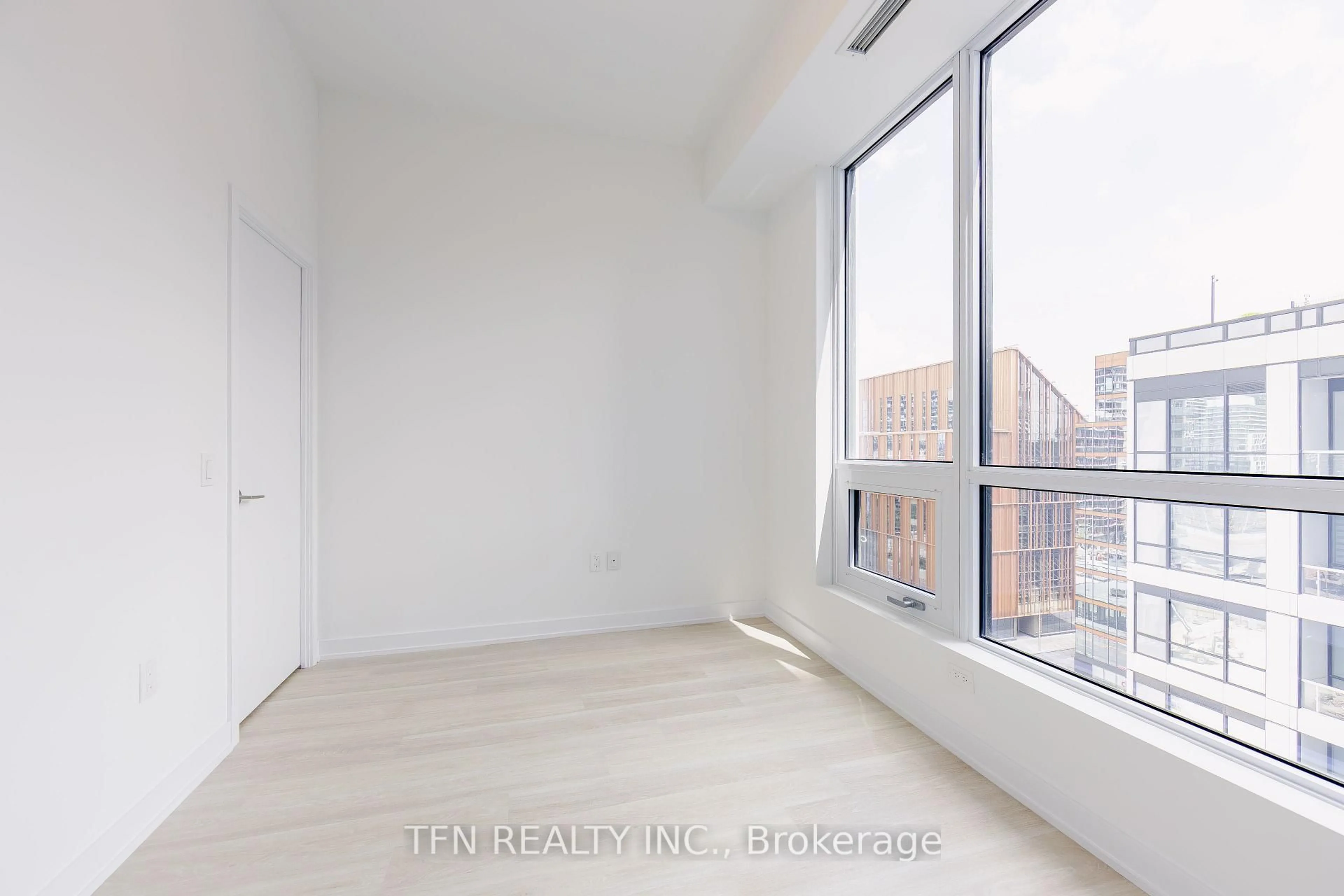 A pic of a room for 15 Richardson St #1107, Toronto Ontario M5A 0Y5