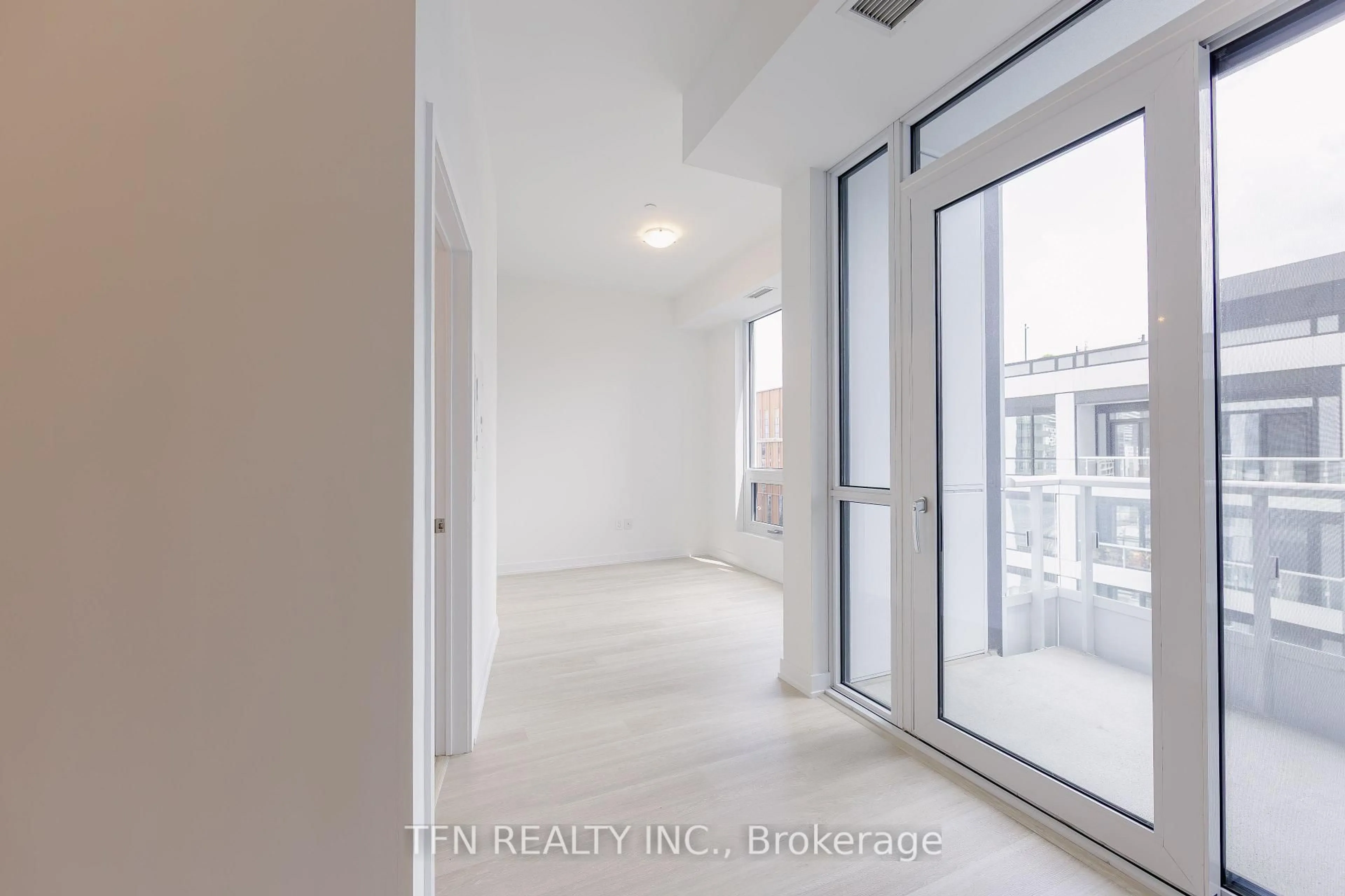 Indoor entryway for 15 Richardson St #1107, Toronto Ontario M5A 0Y5