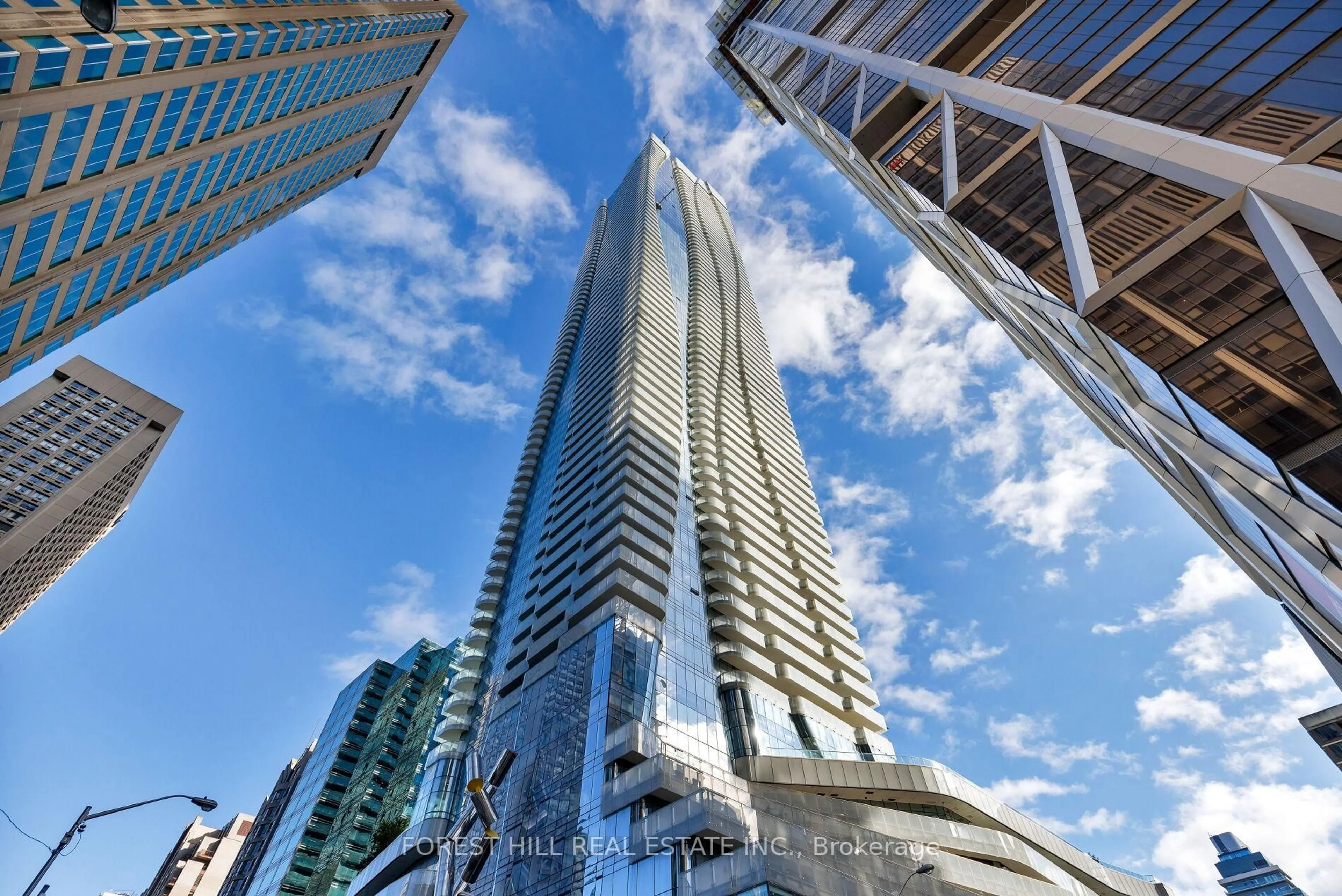 Unknown for 1 Bloor St #6805, Toronto Ontario M4W 0A8