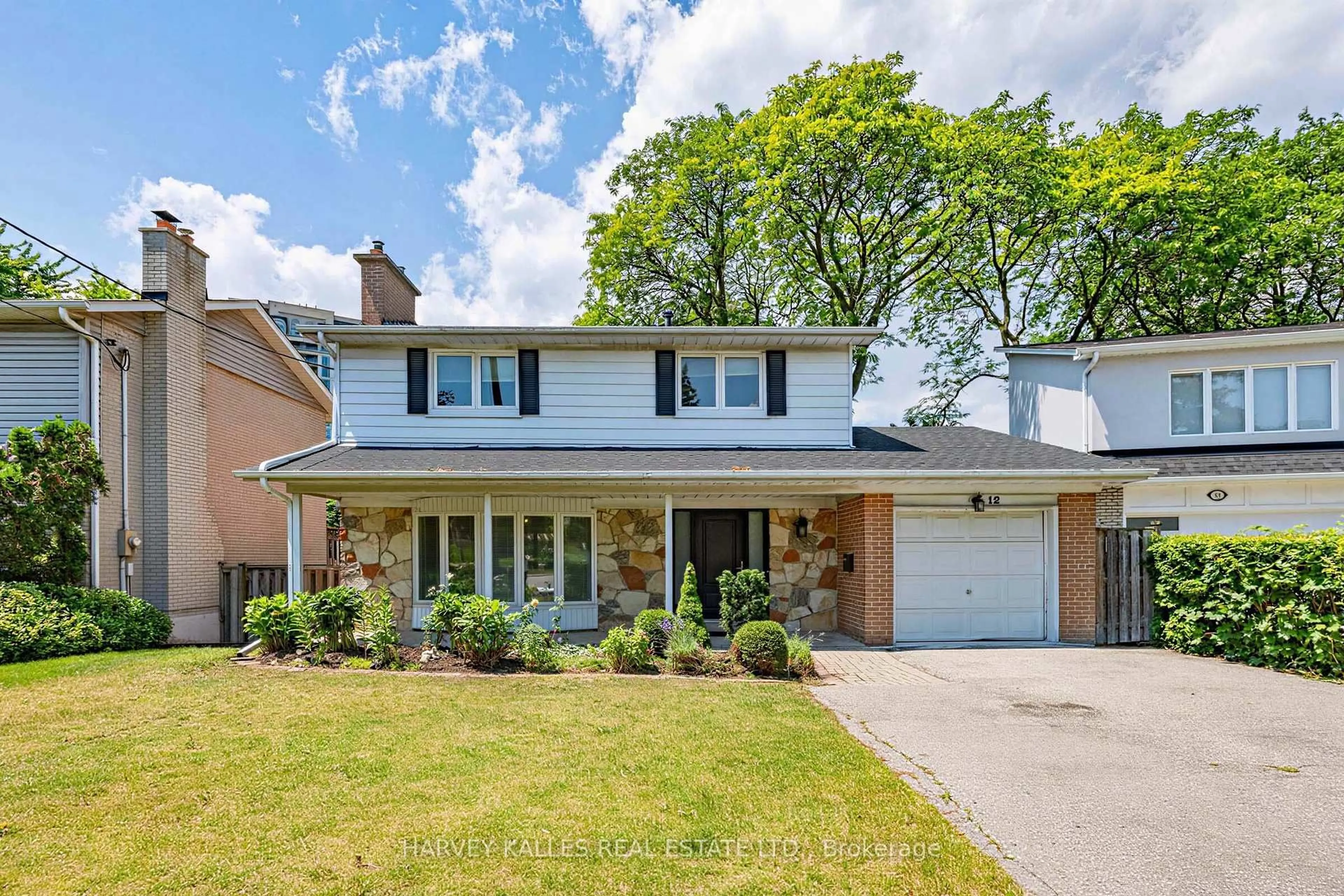 Home with brick exterior material, street for 12 Longhope Pl, Toronto Ontario M2J 1Y2