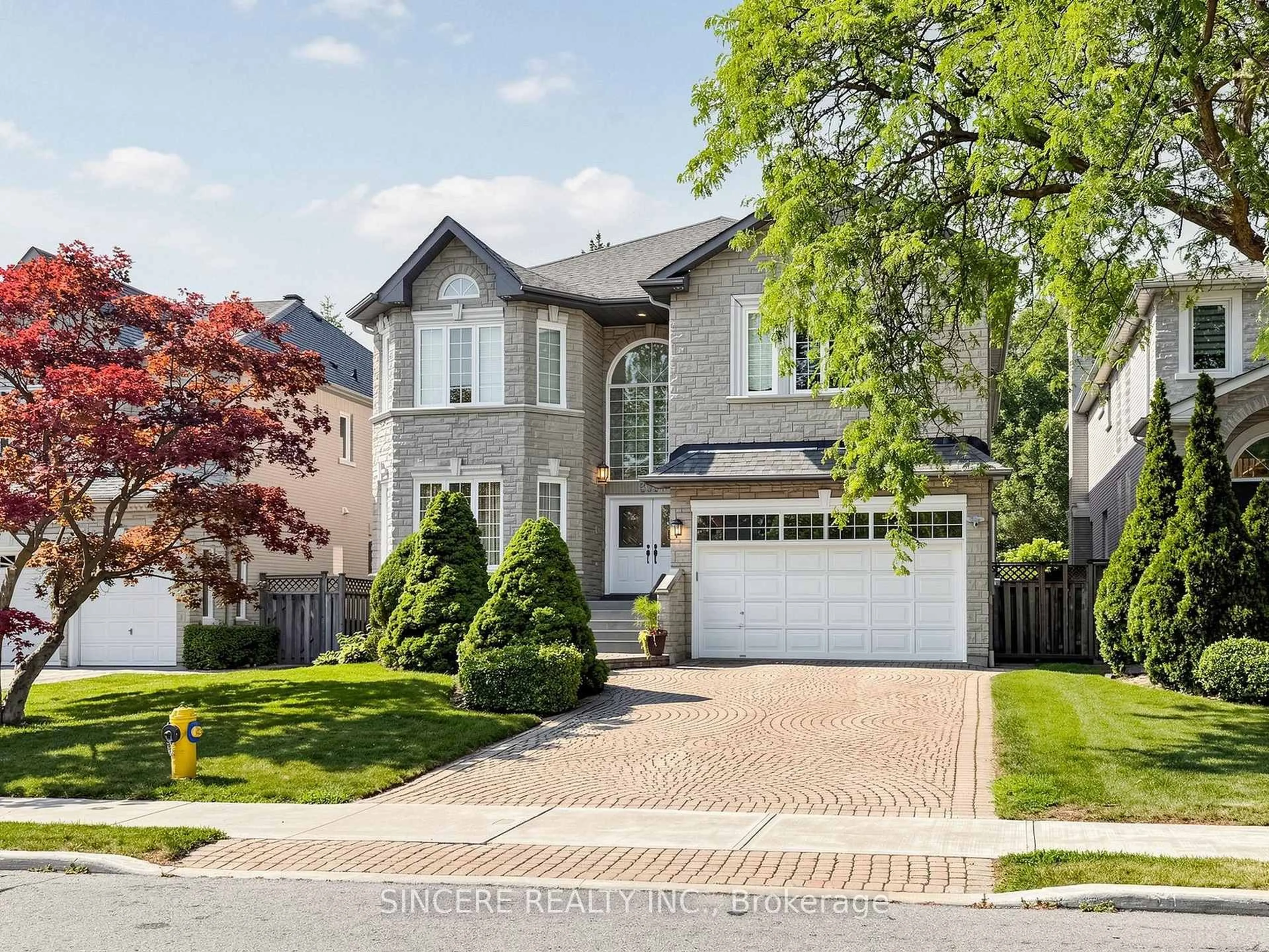 Home with brick exterior material, street for 300 Parkview Ave, Toronto Ontario M2N 3Z4