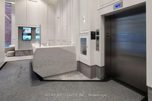 1 Gloucester St #2 Parking Tandem, Toronto 5