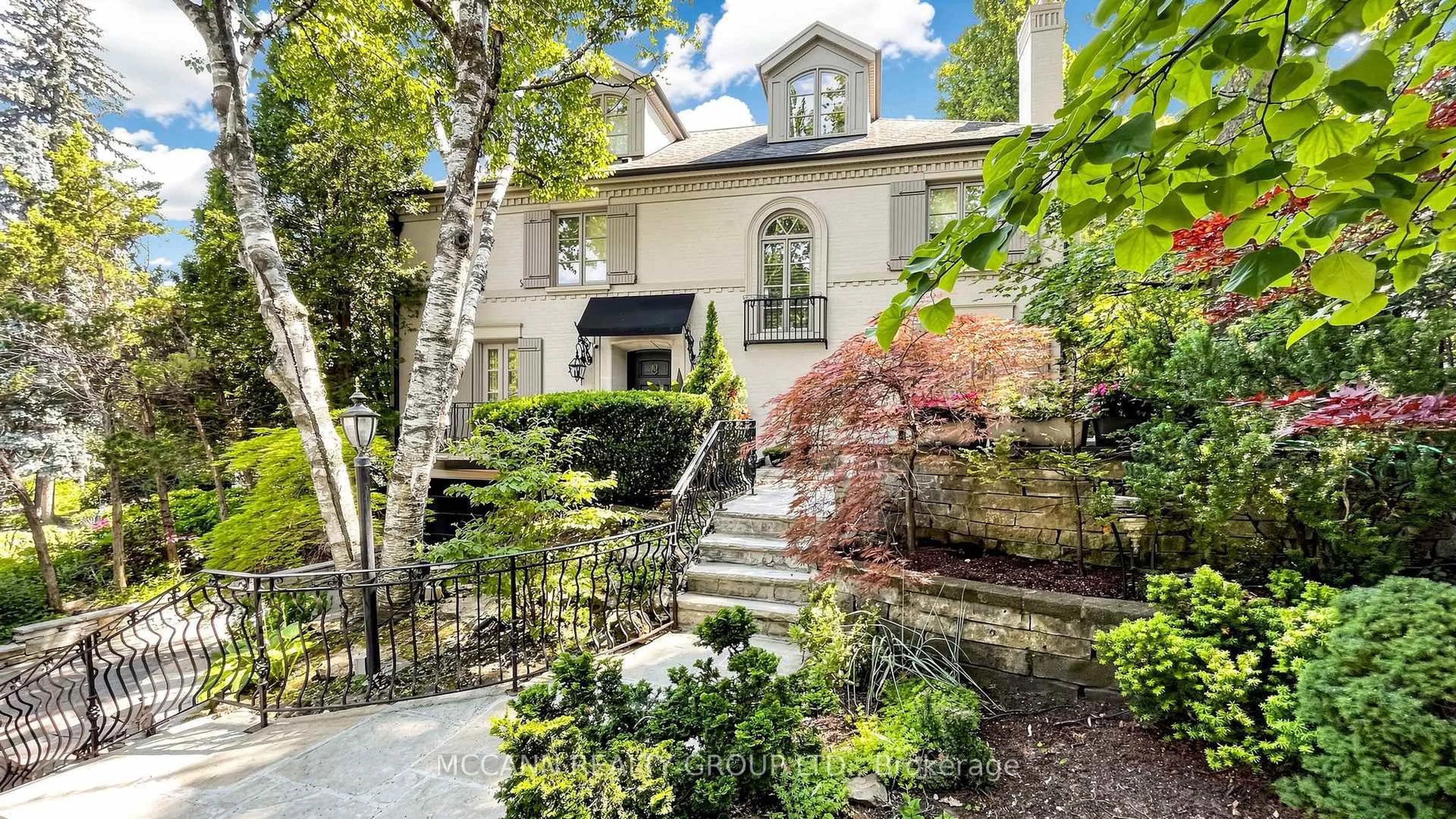 Unknown for 27 Strathgowan Cres, Toronto Ontario M4N 2Z6