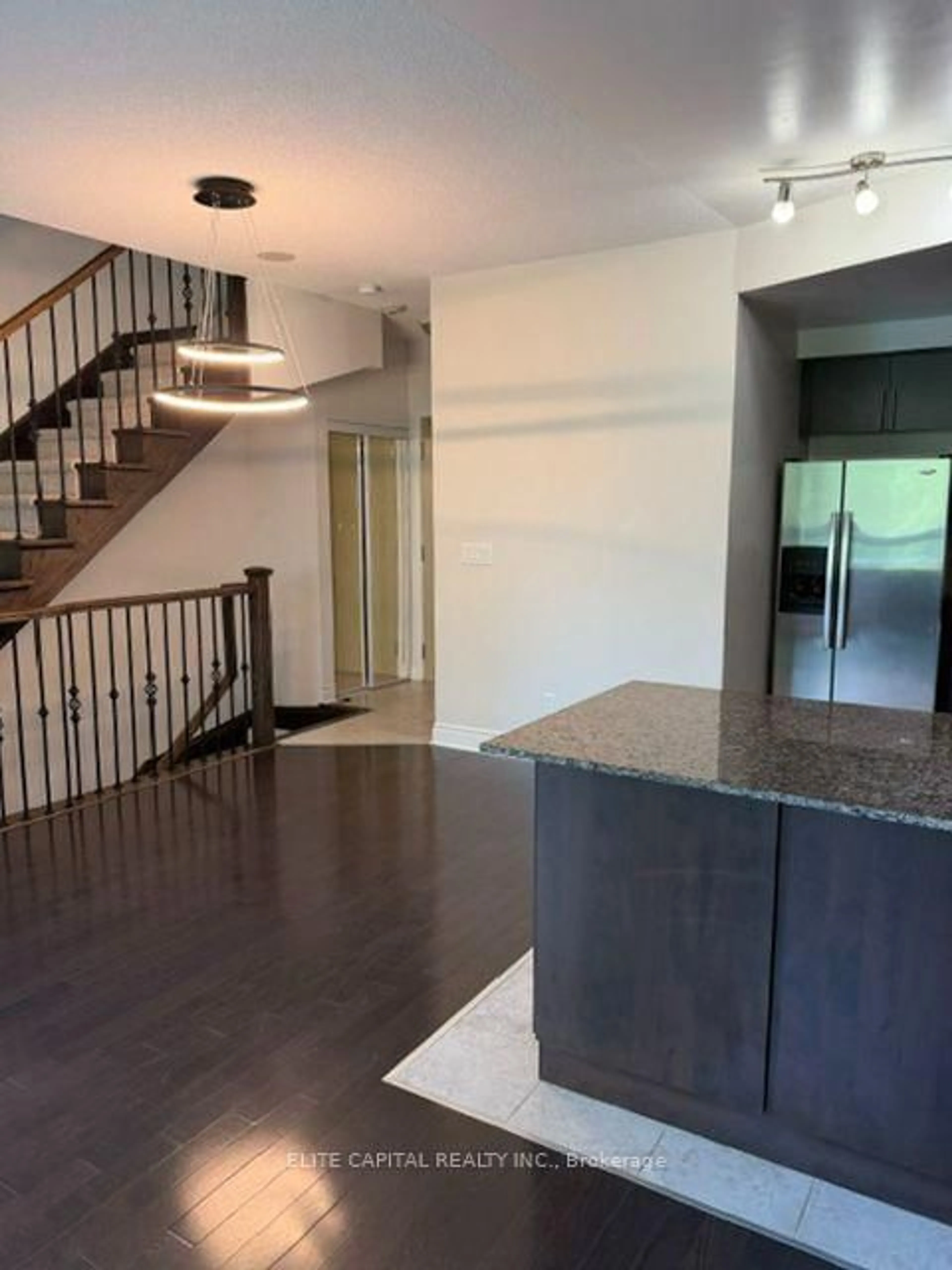 Unknown for 31 Olive Ave #203, Toronto Ontario M2N 4N4