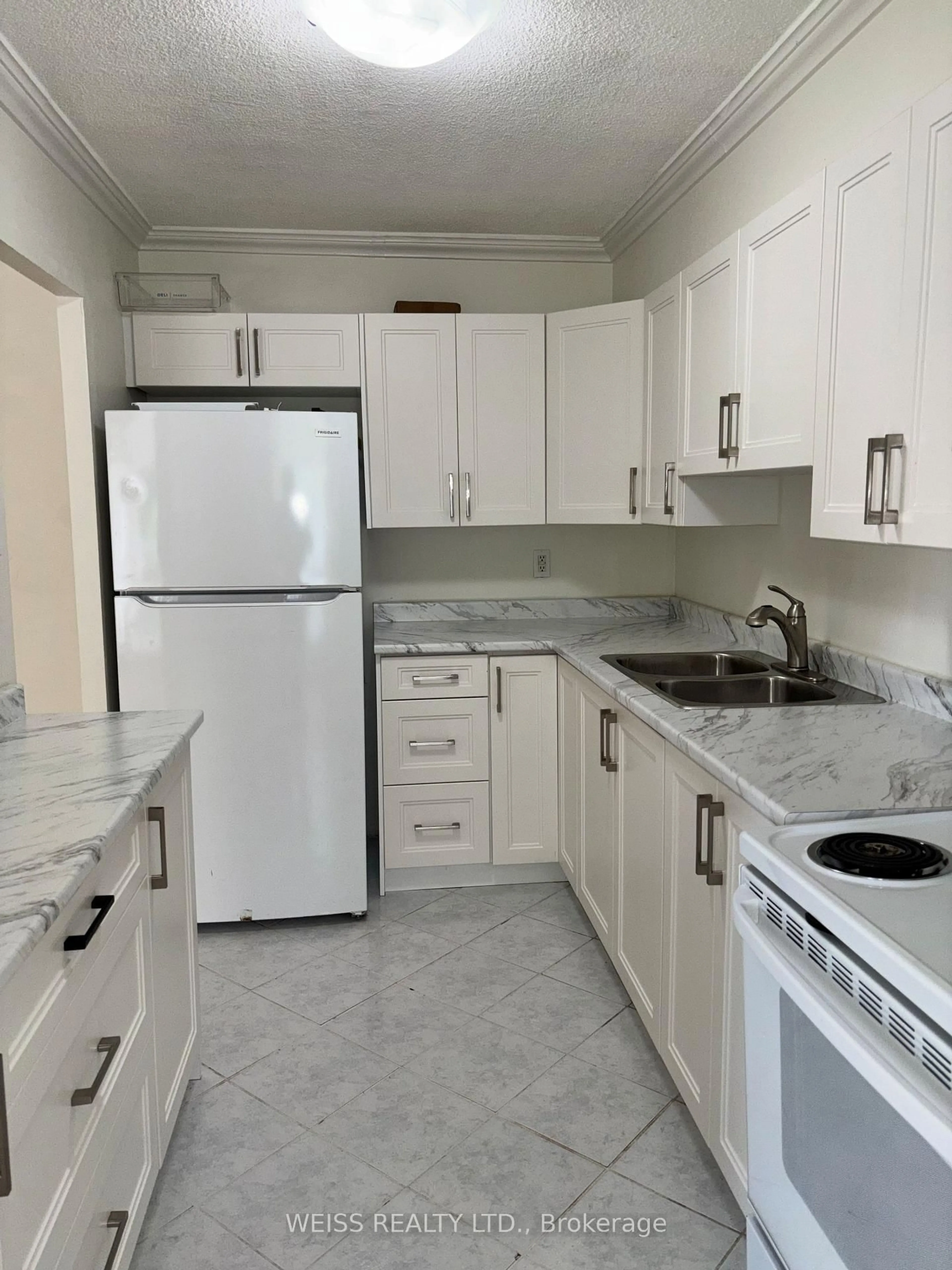 Standard kitchen, unknown for 1801 O'Connor Dr #310, Toronto Ontario M4A 2P8