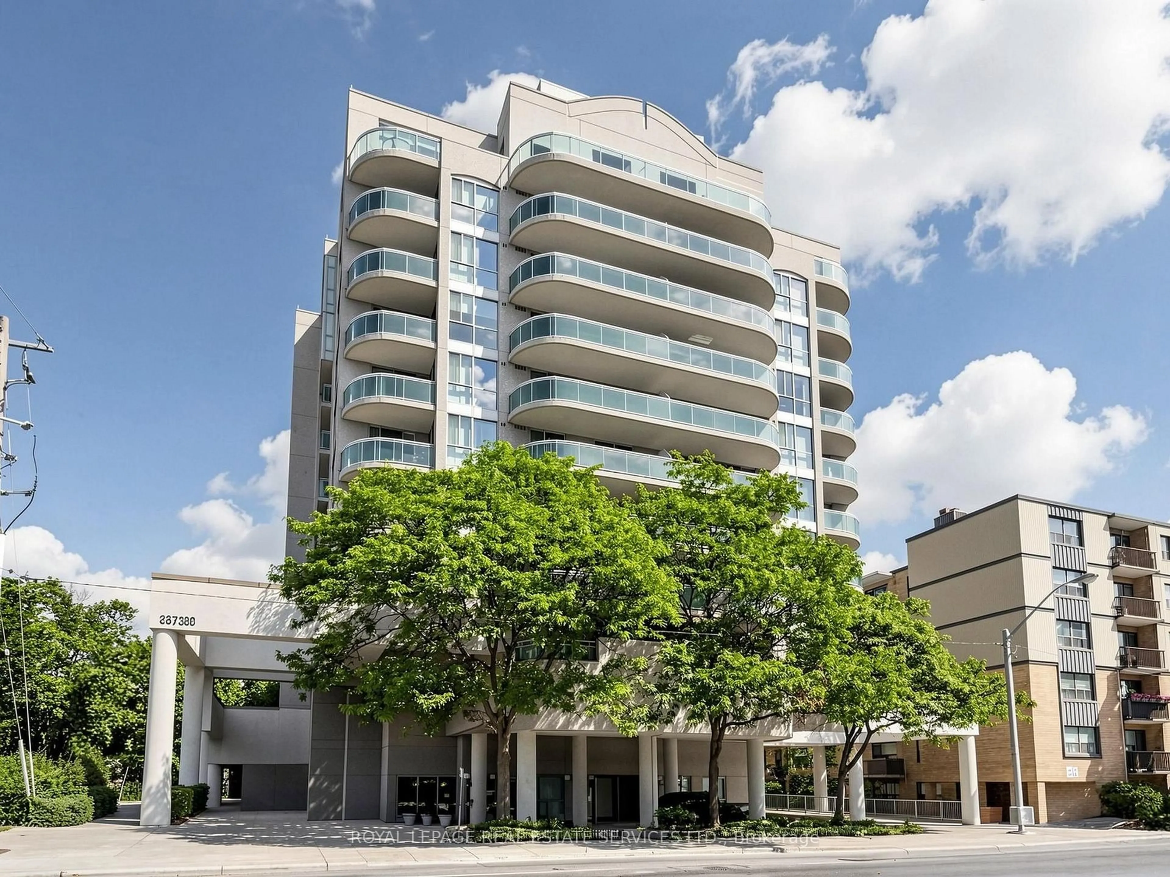 Unknown for 398 Eglinton Ave #203, Toronto Ontario M4P 3H8