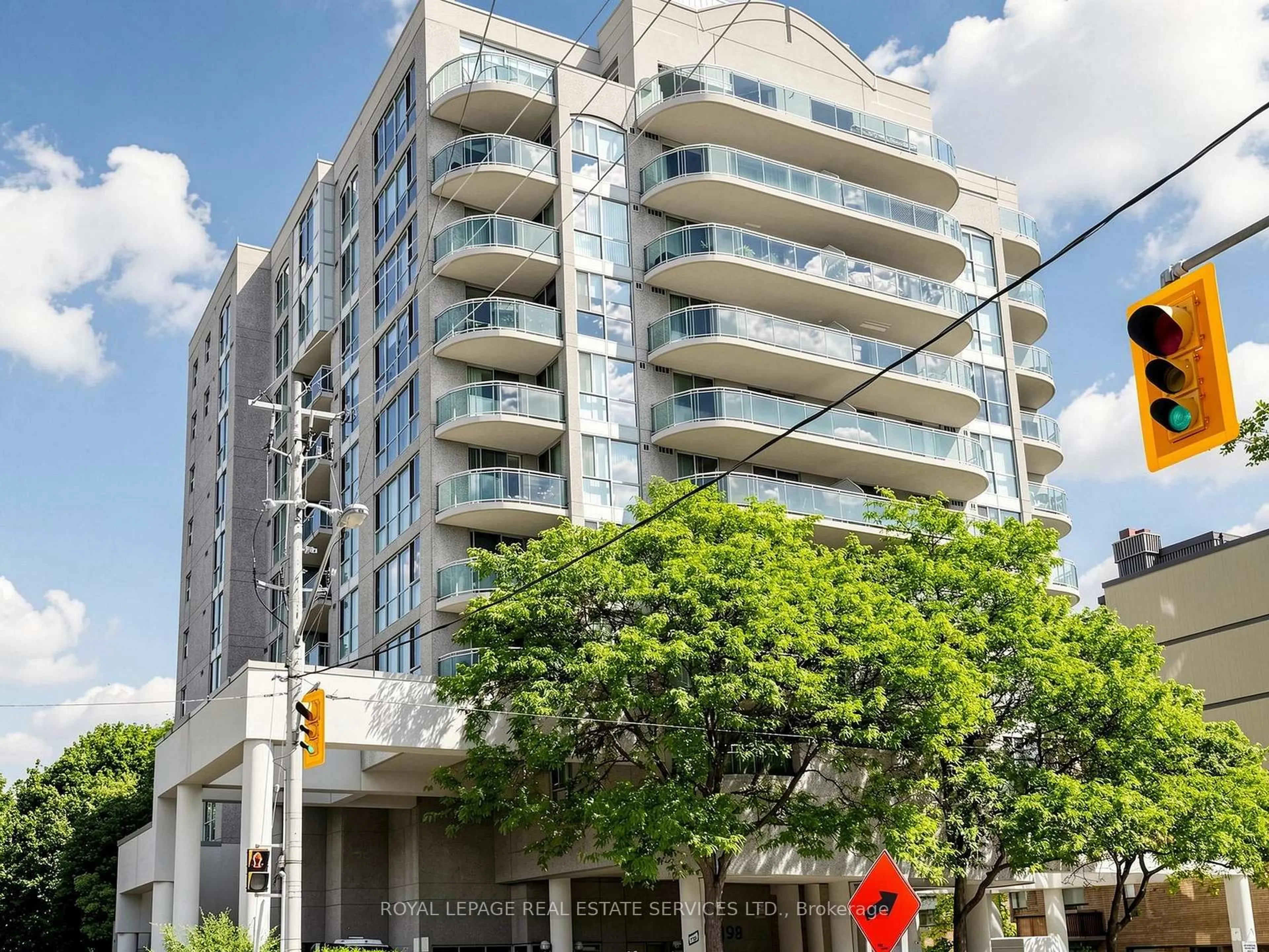 Unknown for 398 Eglinton Ave #203, Toronto Ontario M4P 3H8