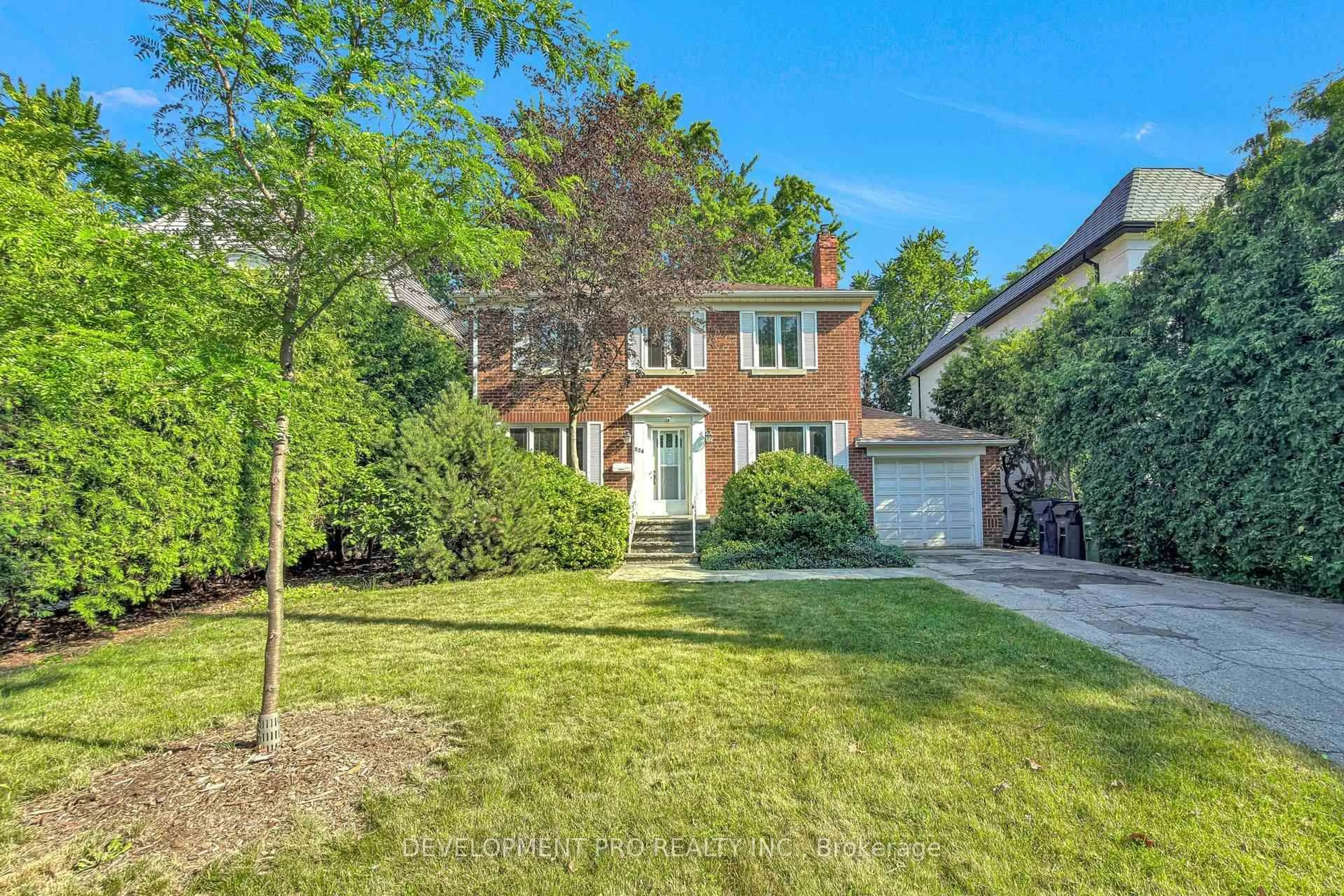Unknown for 534 Deloraine Ave, Toronto Ontario M5M 2C3