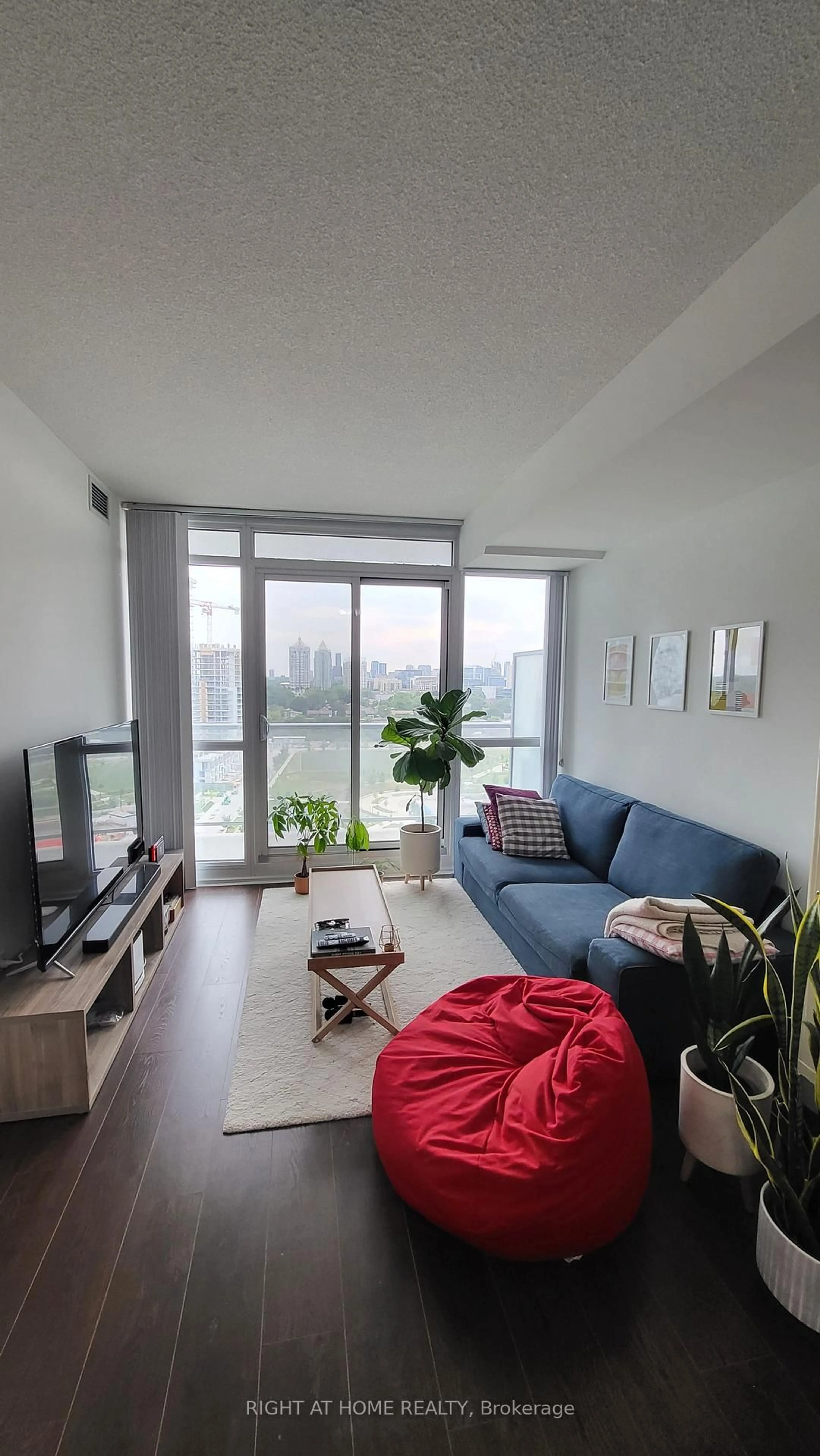 Living room with furniture, unknown for 121 MCMAHON Dr #2211, Toronto Ontario M2K 0C1