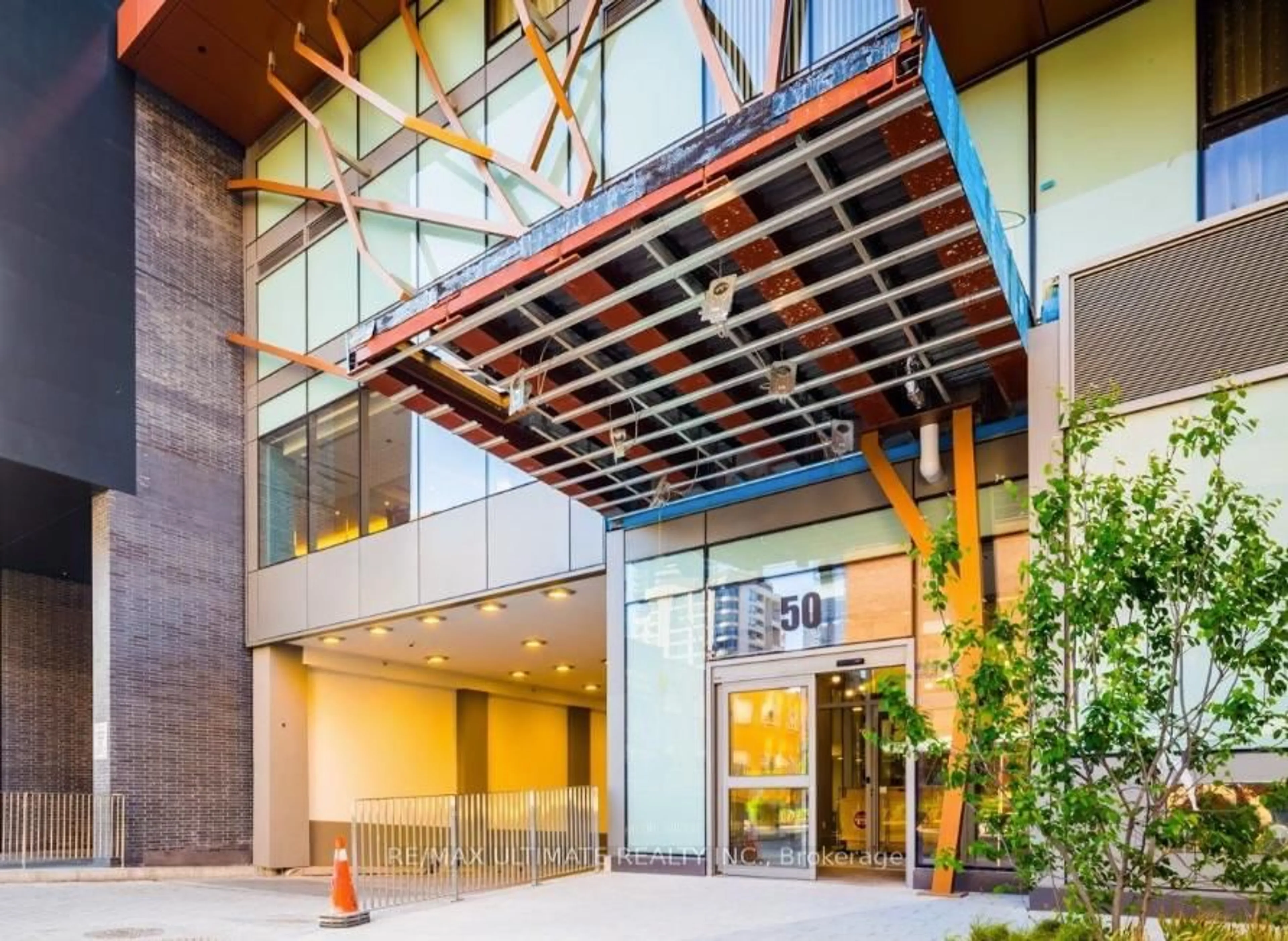 Indoor foyer for 50 Wellesley St #1506, Toronto Ontario M4Y 1G2