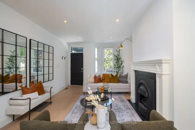 40 Bright St, Toronto 4