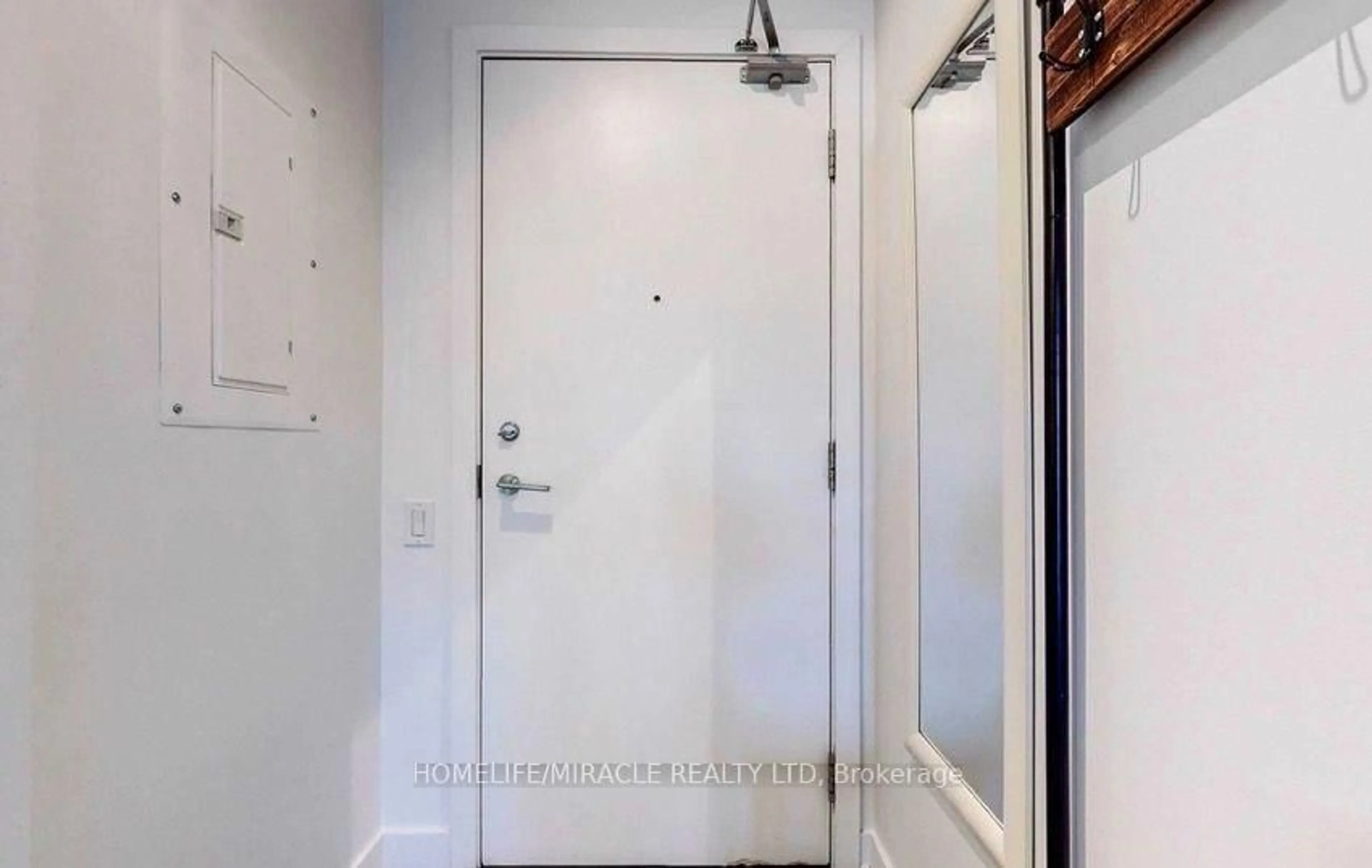 Unknown for 318 King St #207, Toronto Ontario M5A 1C1