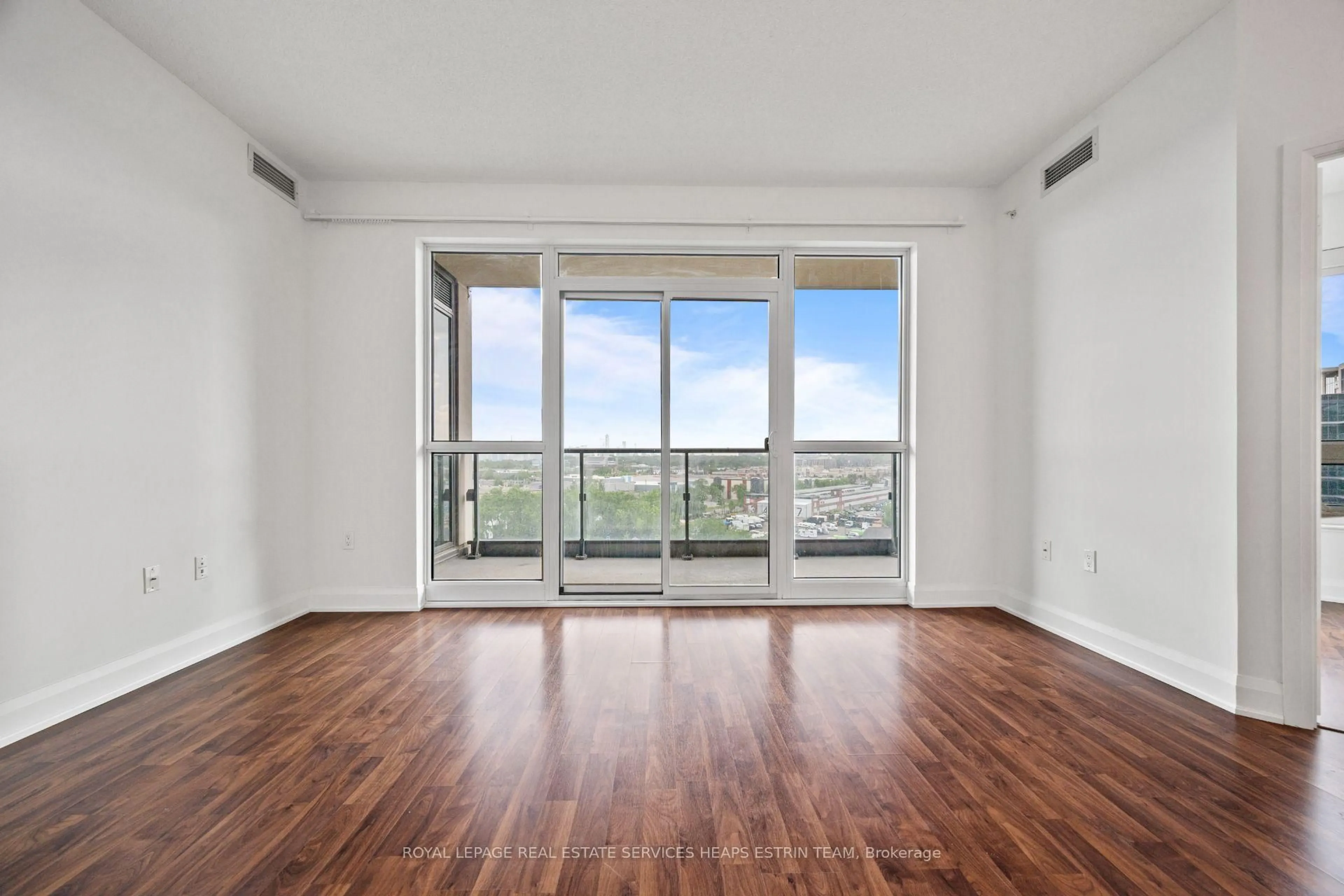 A pic of a room for 160 Vanderhoof Ave #913, Toronto Ontario M4G 4K3