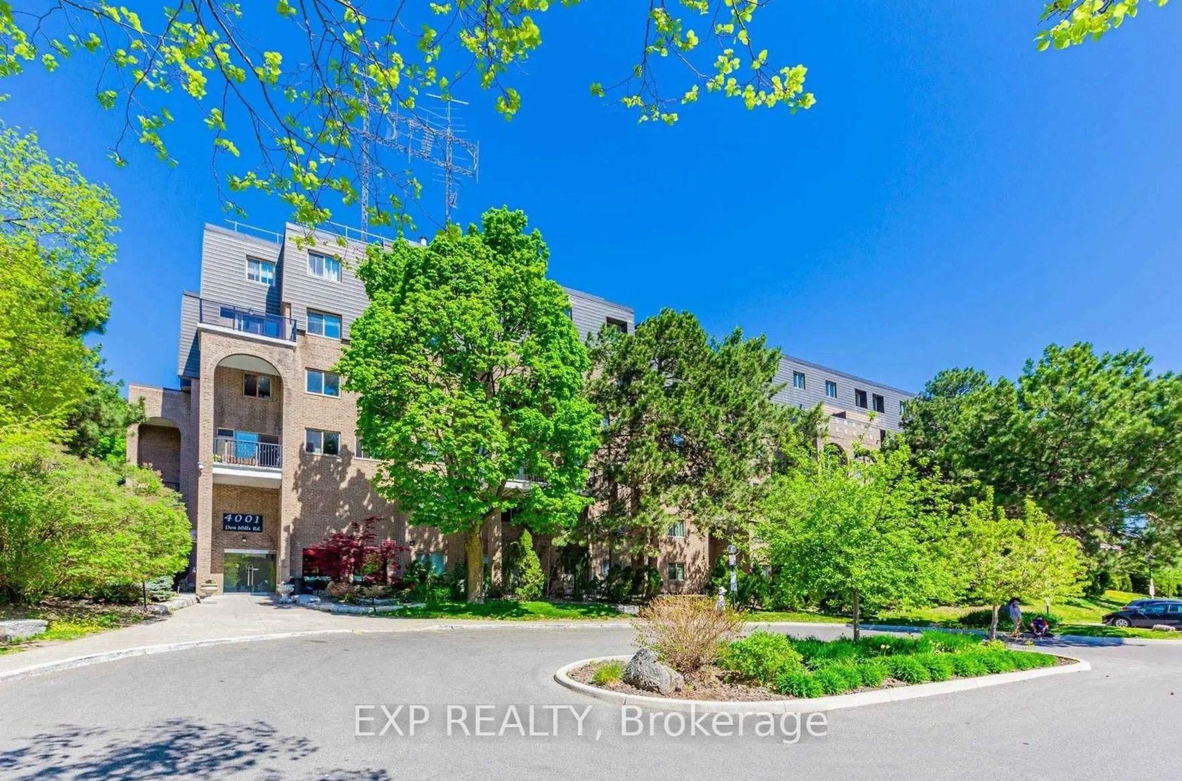 A pic from outside/outdoor area/front of a property/back of a property/a pic from drone, unknown for 4001 Don Mills Rd #220, Toronto Ontario M2H 3J8
