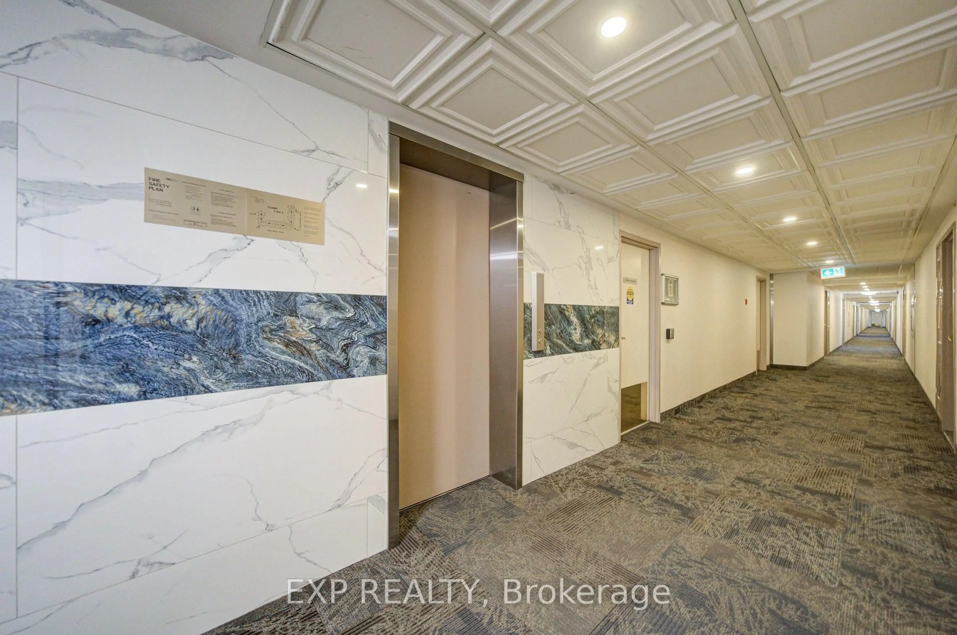 Lobby for 4001 Don Mills Rd #220, Toronto Ontario M2H 3J8