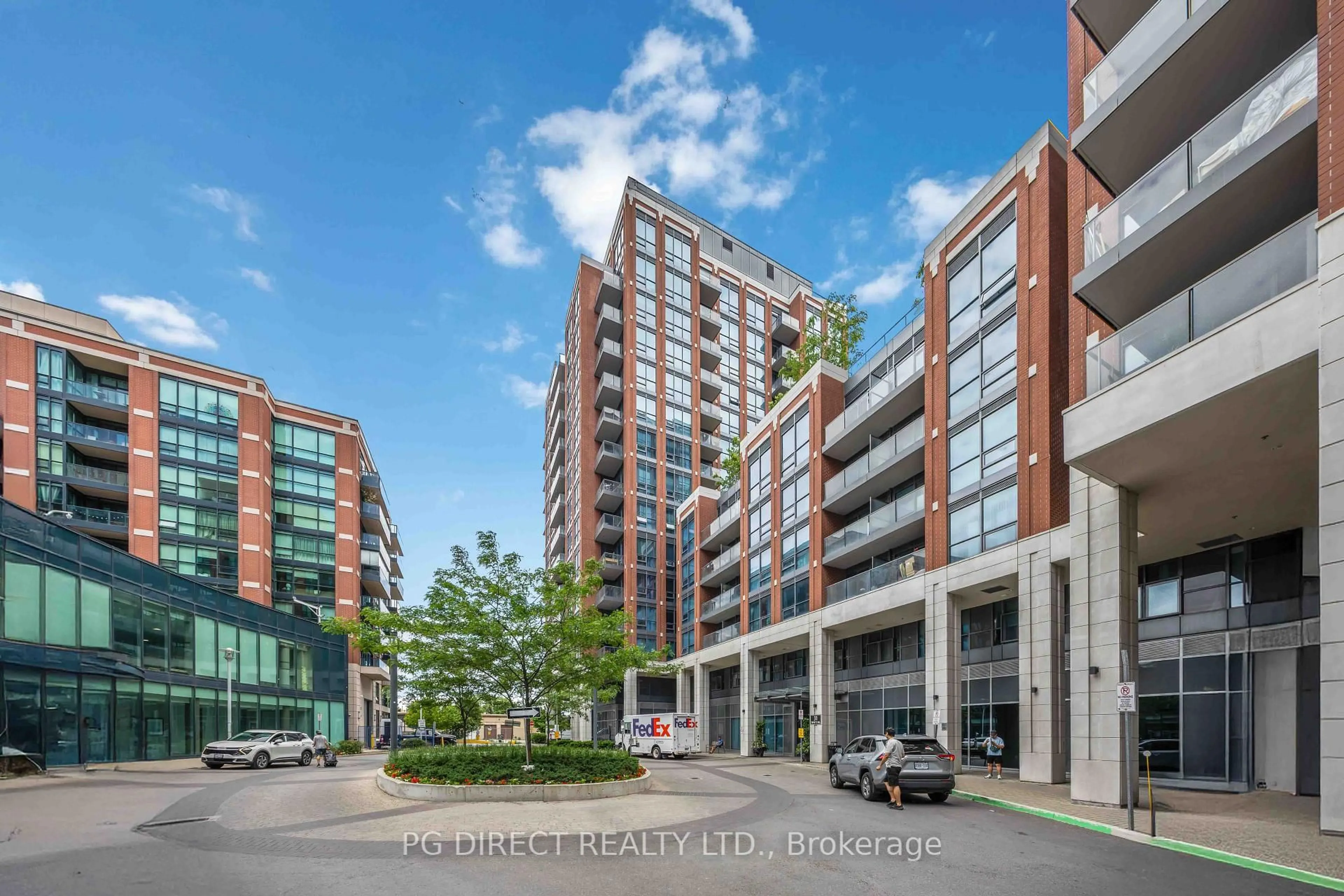 Unknown for 31 Tippett Rd #363, Toronto Ontario M3H 0C8