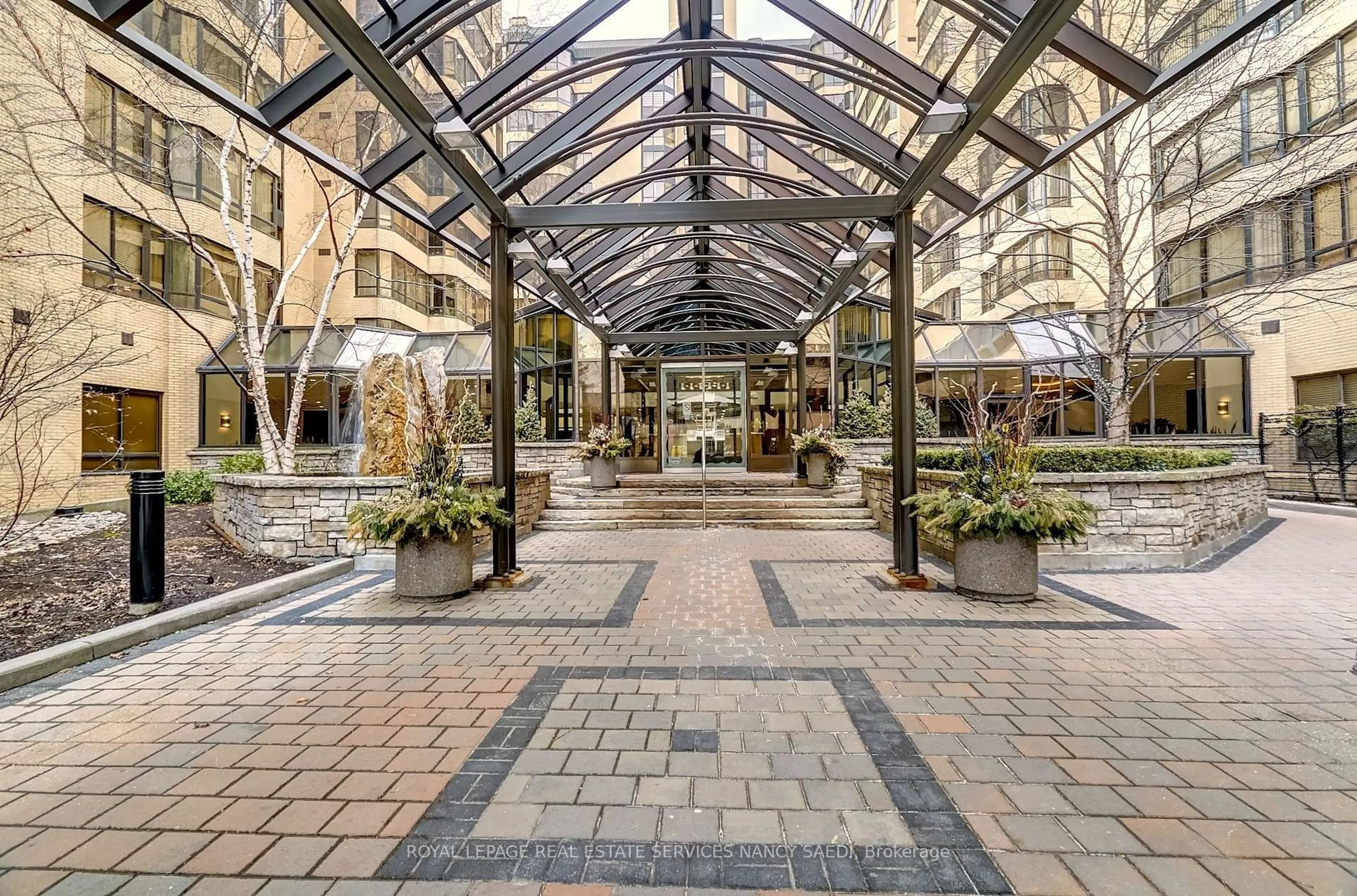 Unknown for 211 St Patrick St #Ph6, Toronto Ontario M5T 2Y9