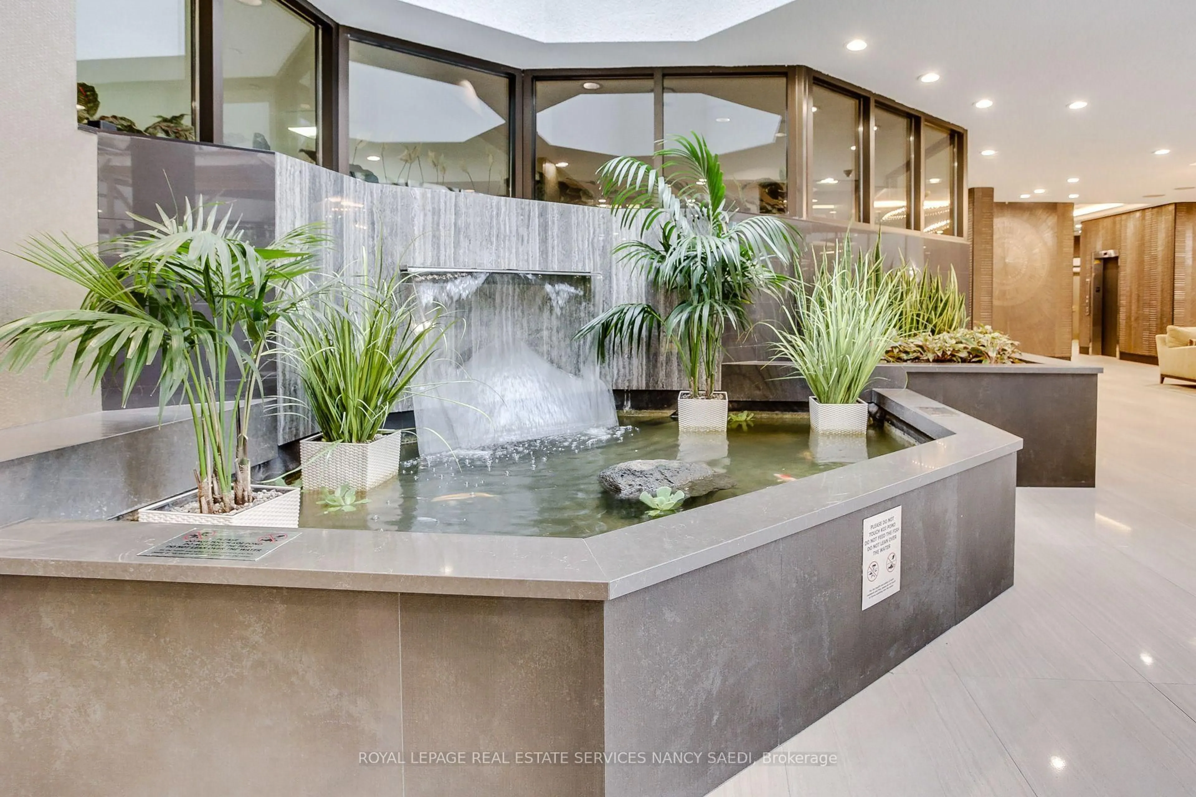 Lobby for 211 St Patrick St #Ph6, Toronto Ontario M5T 2Y9