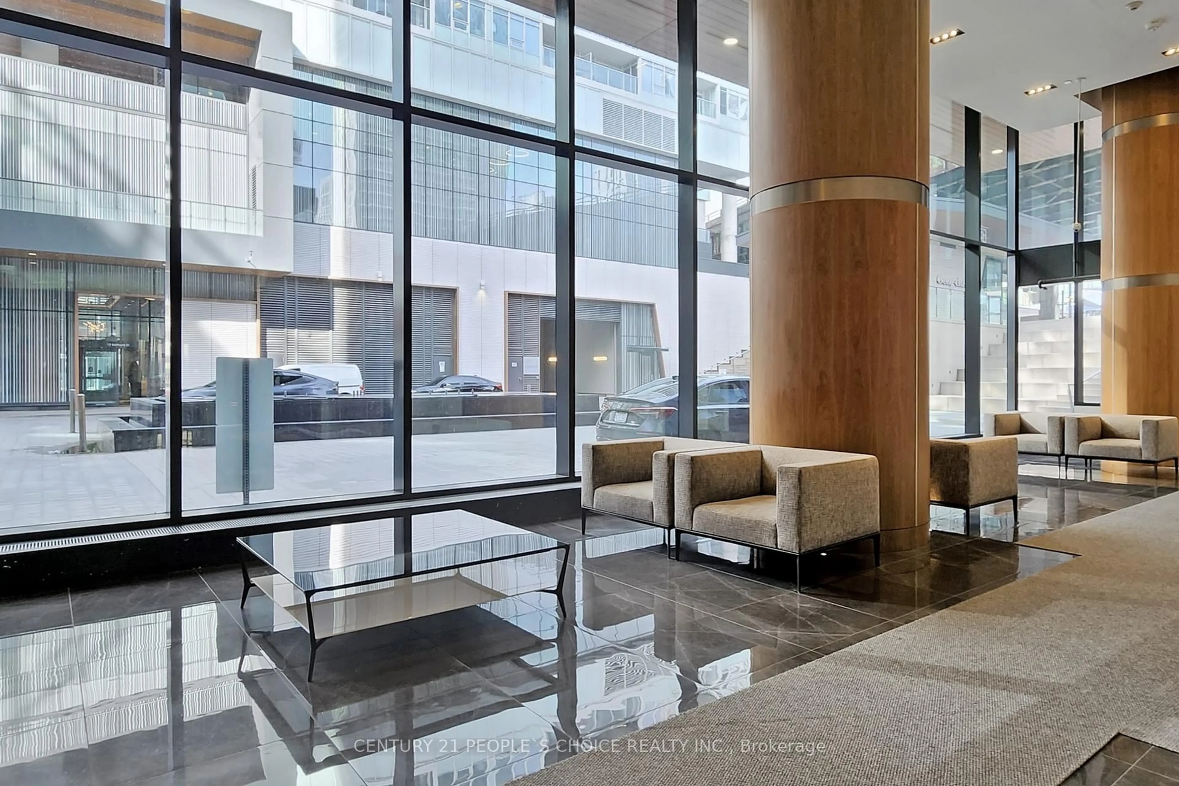 Lobby for 17 Bathurst St #1006, Toronto Ontario M5V 0N1