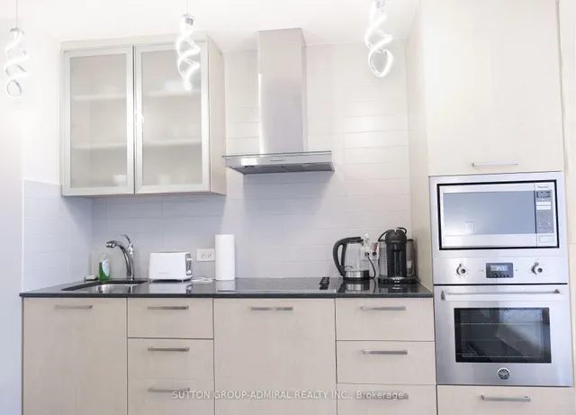 12 York St #4908, Toronto 5