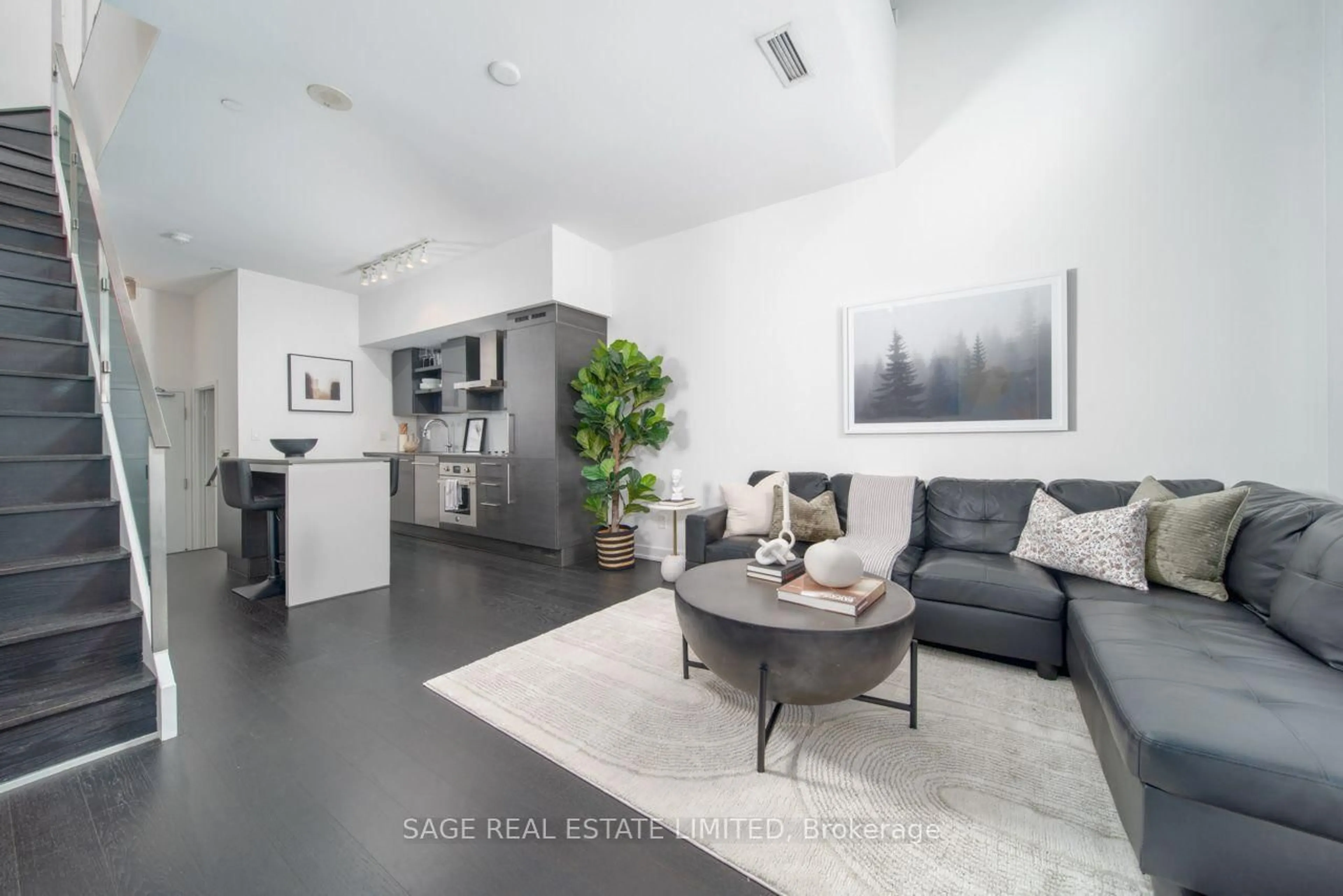 Living room with furniture, unknown for 1030 King St #118, Toronto Ontario M6K 3N3