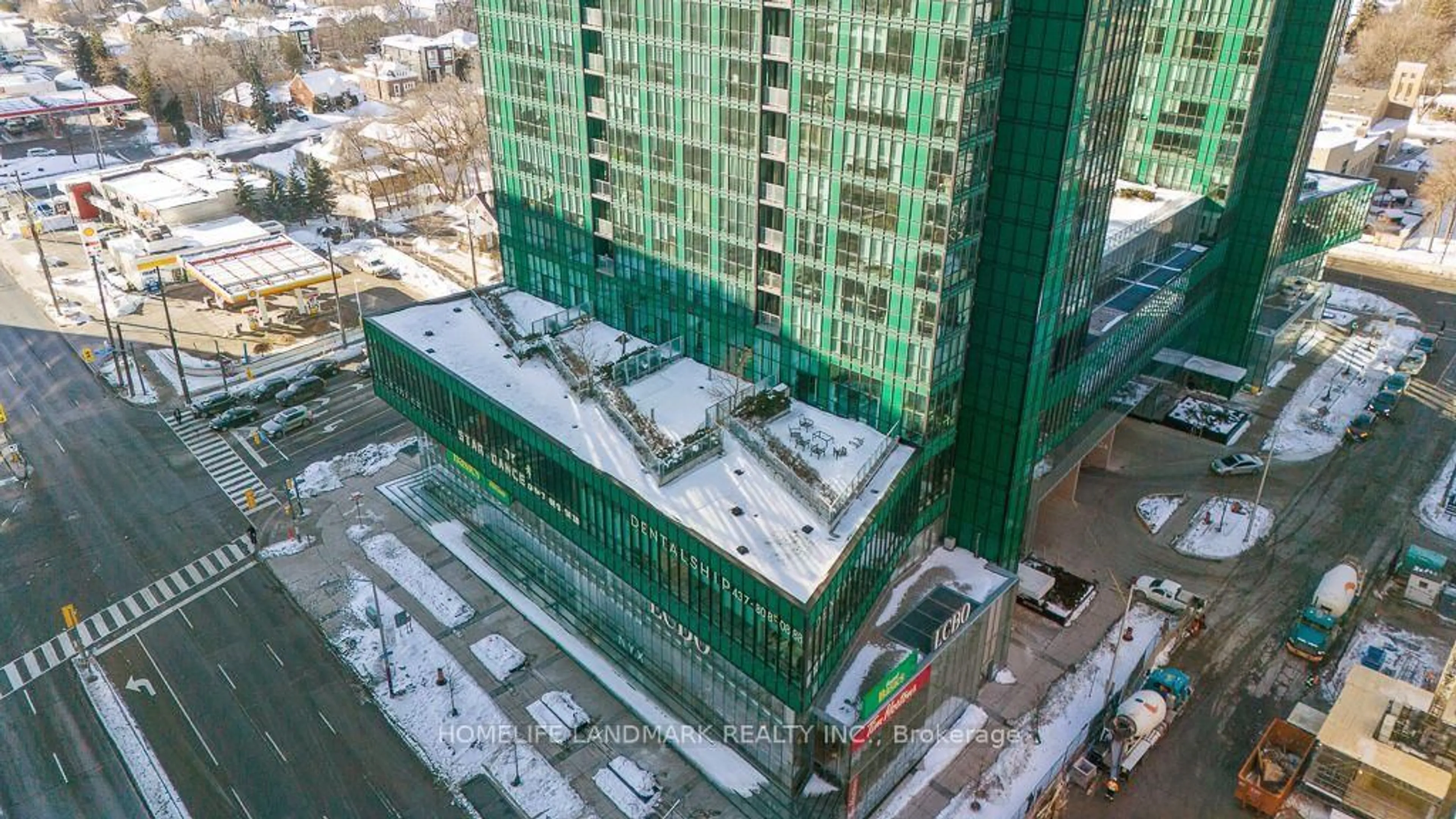 A pic from outside/outdoor area/front of a property/back of a property/a pic from drone, building for 9 Bogert Ave #3706, Toronto Ontario M2N 0H3