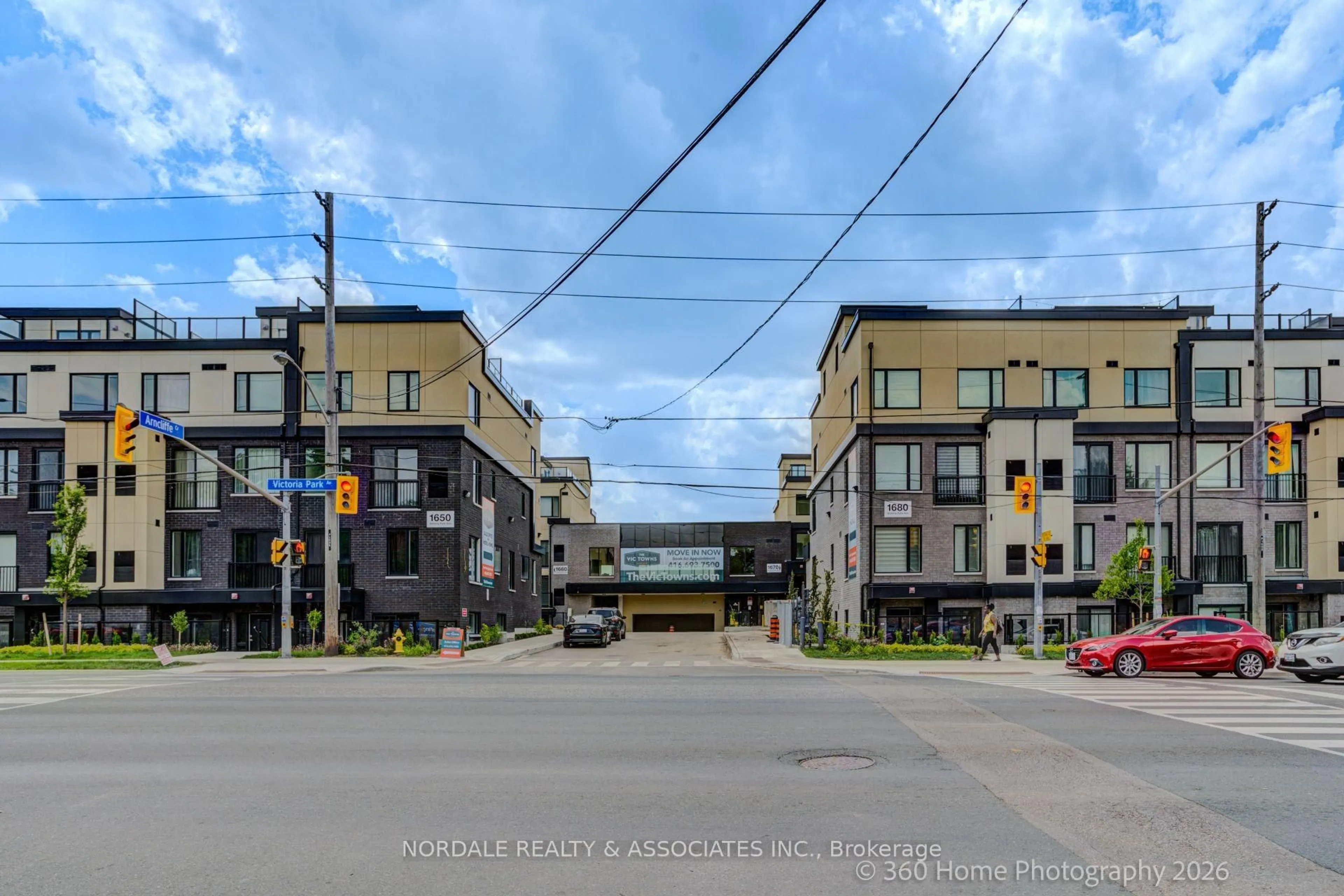 Patio, street for 1650 Victoria Park Ave #A209, Toronto Ontario M1R 0G8