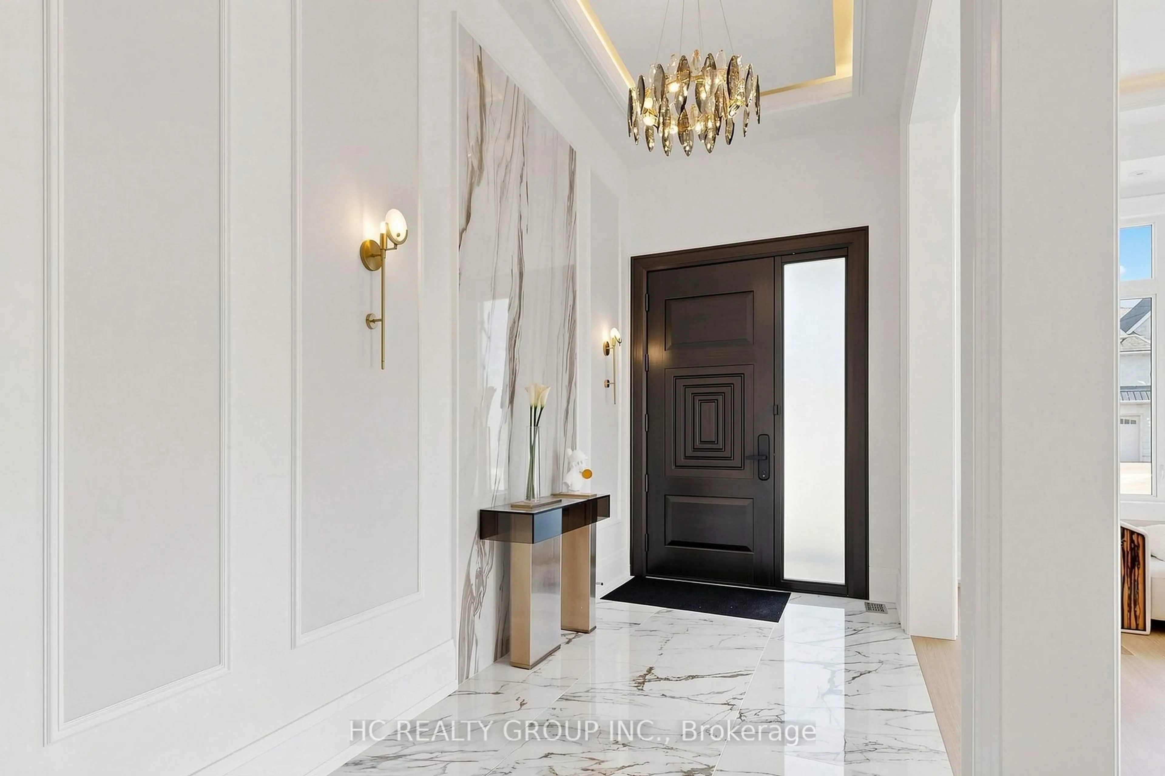 Indoor entryway for 7 Knollview Cres, Toronto Ontario M2K 2C9