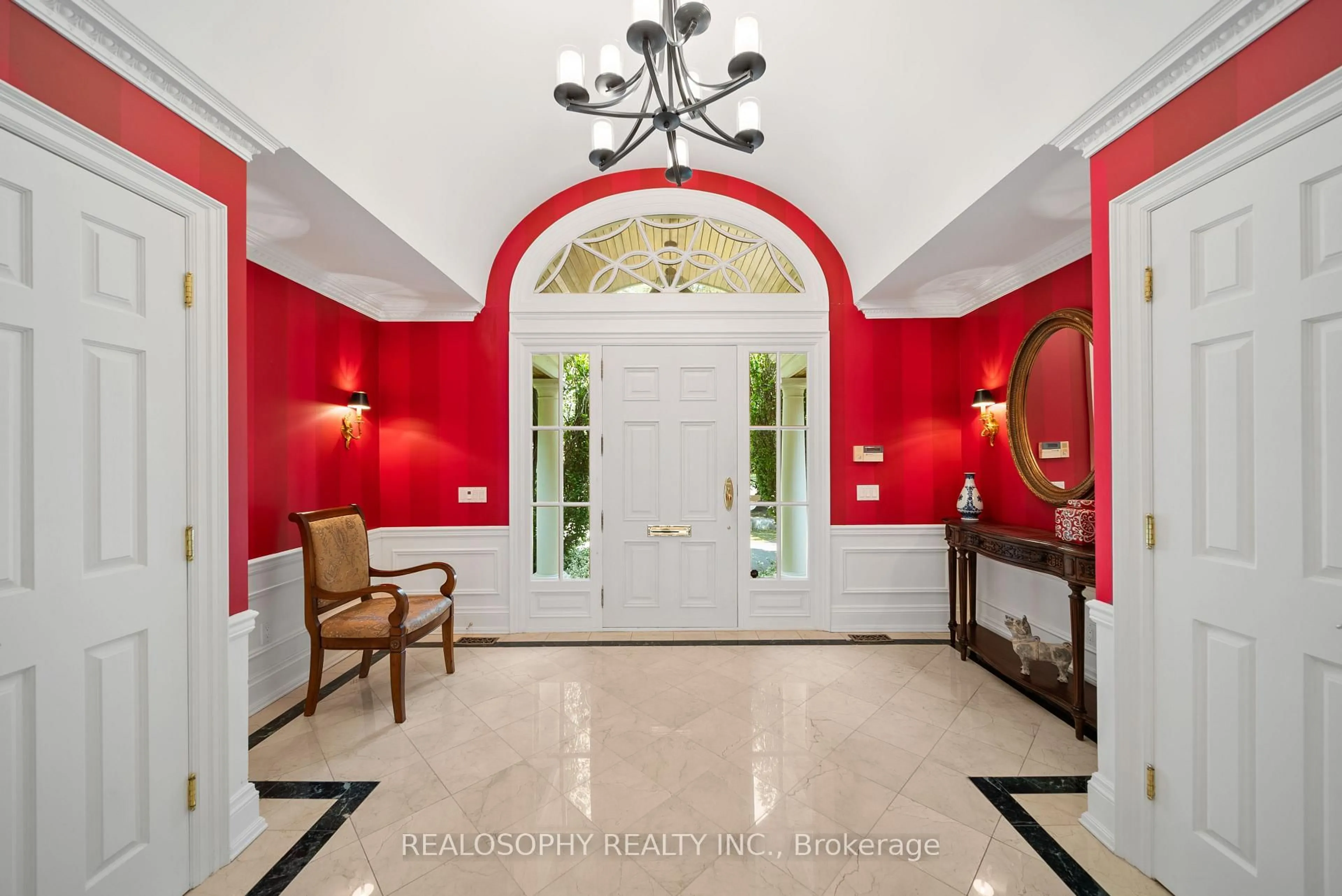 Indoor foyer for 7 Purling Pl, Toronto Ontario M3B 1V4