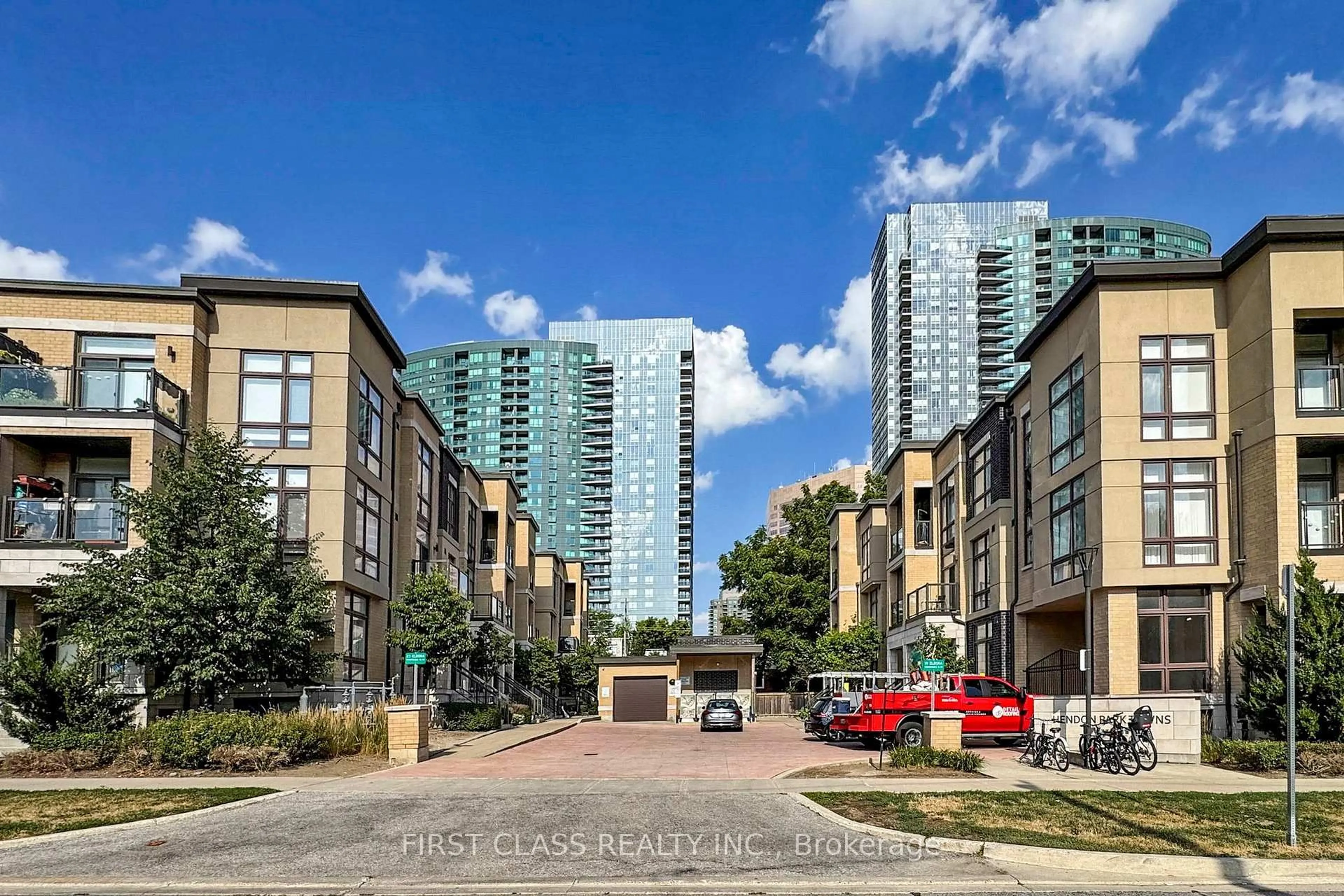 A pic from outside/outdoor area/front of a property/back of a property/a pic from drone, street for 23 Eldora Ave #79, Toronto Ontario M2M 1R3