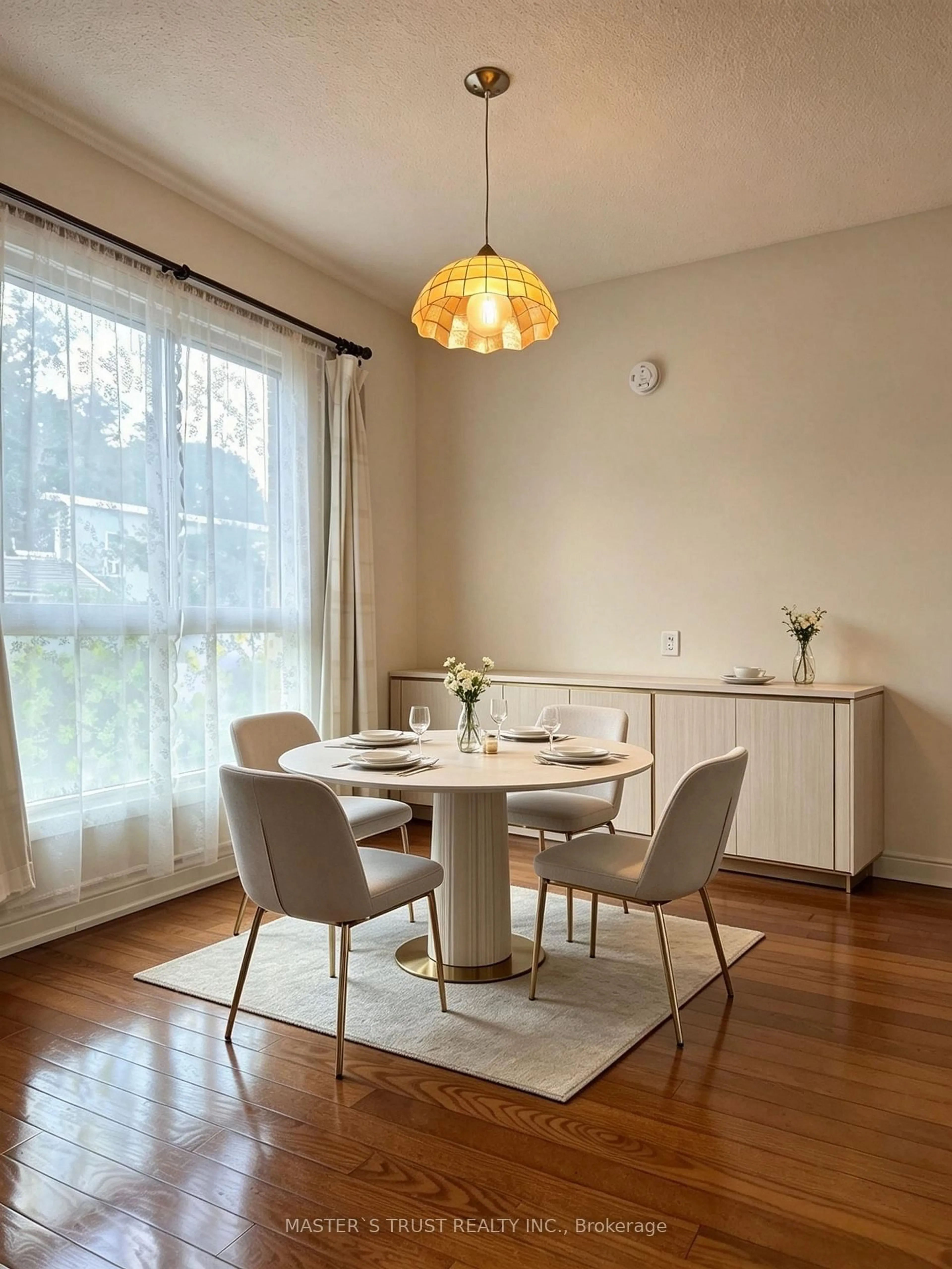 Dining room, wood/laminate floor for 10 Elsa Vine Way, Toronto Ontario M2J 4H9