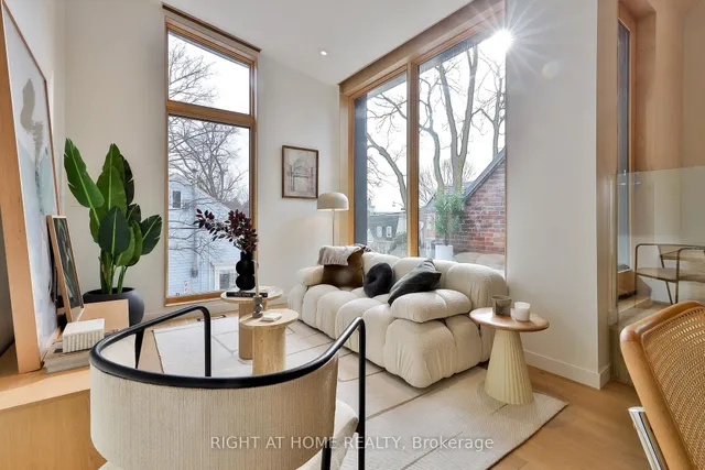 225 Brunswick Ave #PH 2, Toronto 5