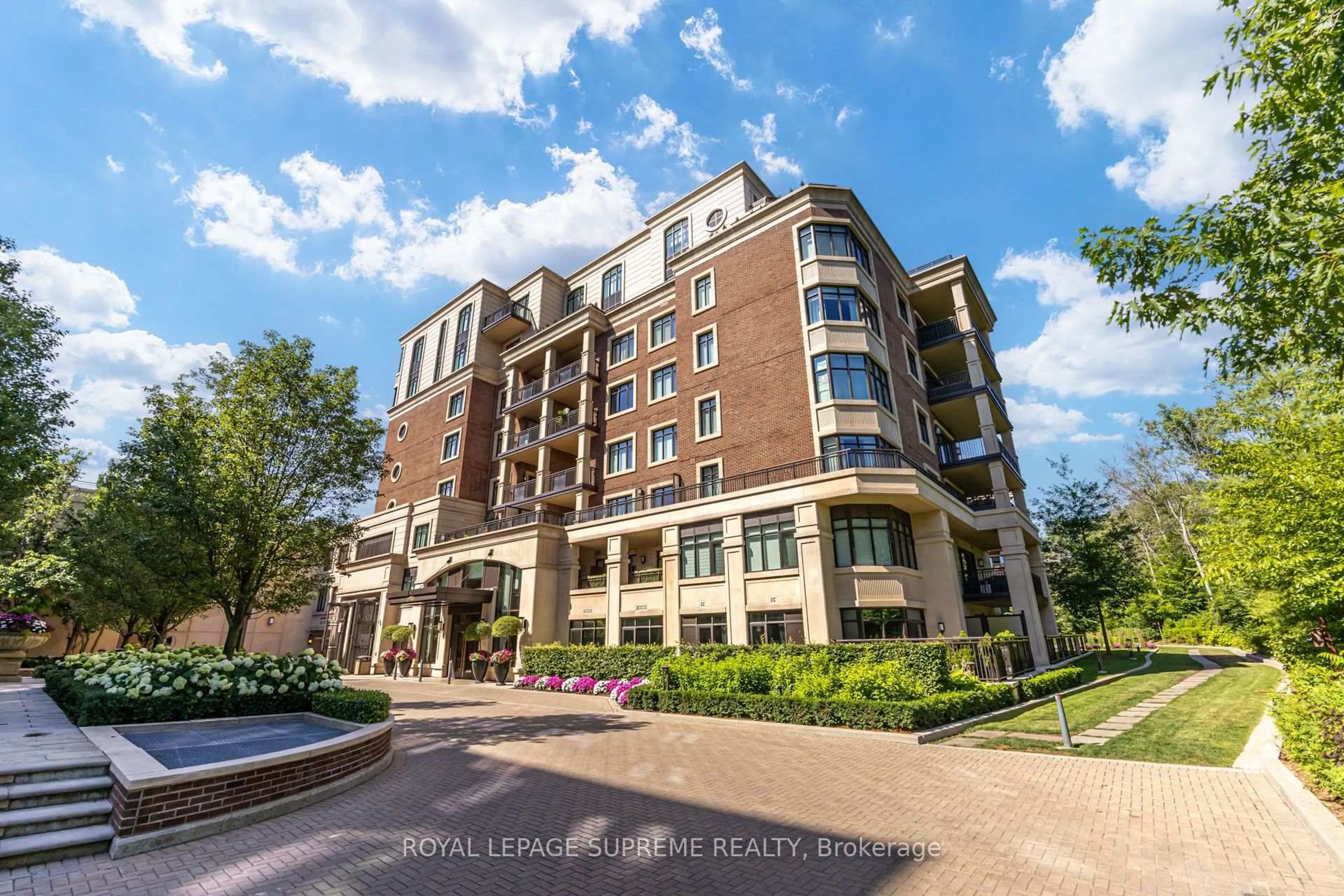Unknown for 1900 Bayview Ave #227, Toronto Ontario M4G 0A6
