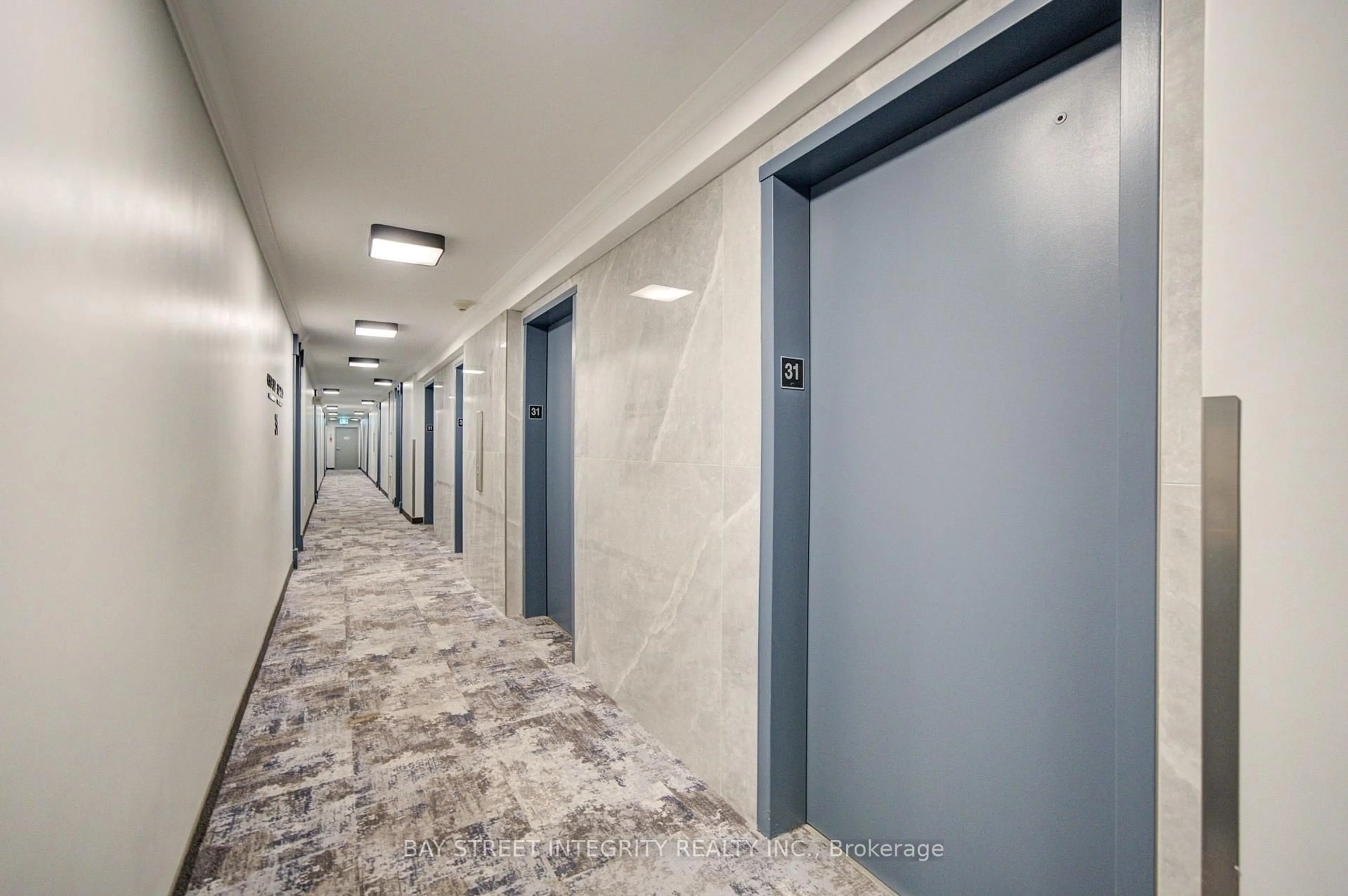 Indoor foyer for 40 Homewood Ave #3104, Toronto Ontario M4Y 2K2