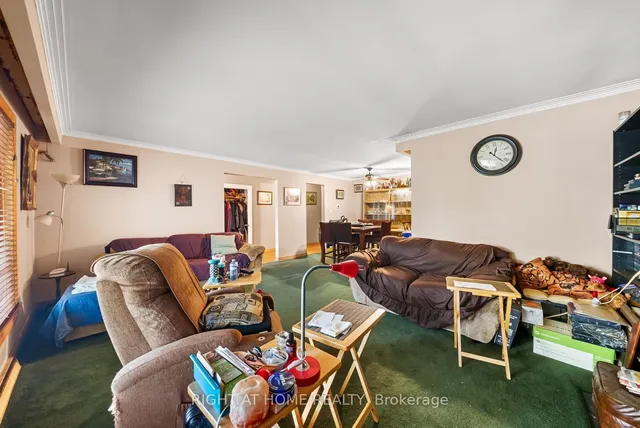 39 Heathview Ave, Toronto 5